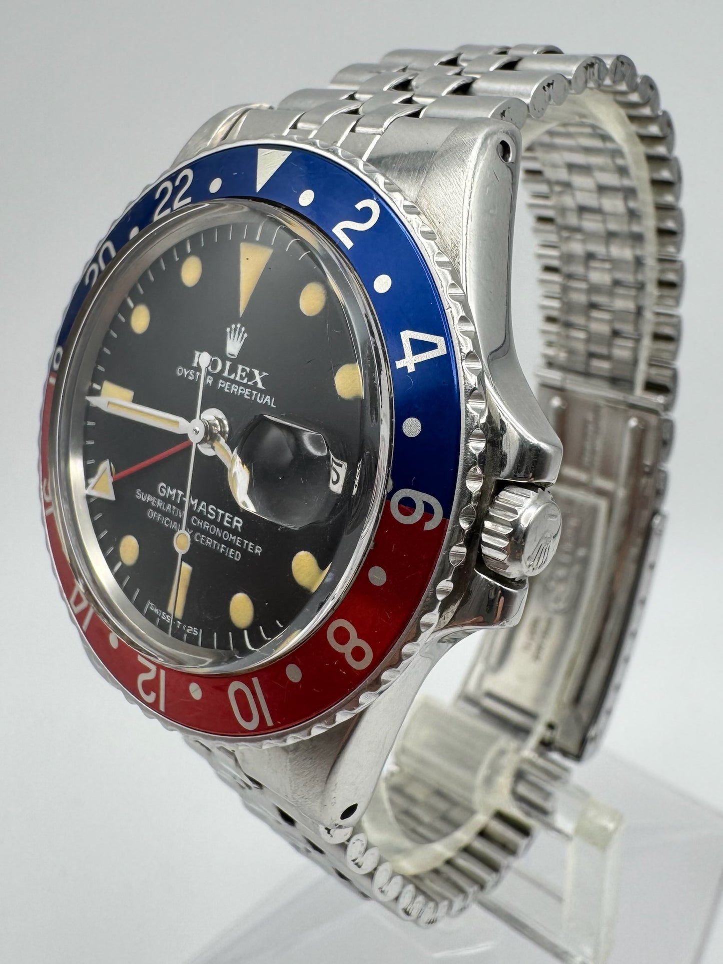 Rolex GMT-Master 1675 Extremely Rare MK 2.5 Red Back Pepsi Insert 1972 (Serviced)