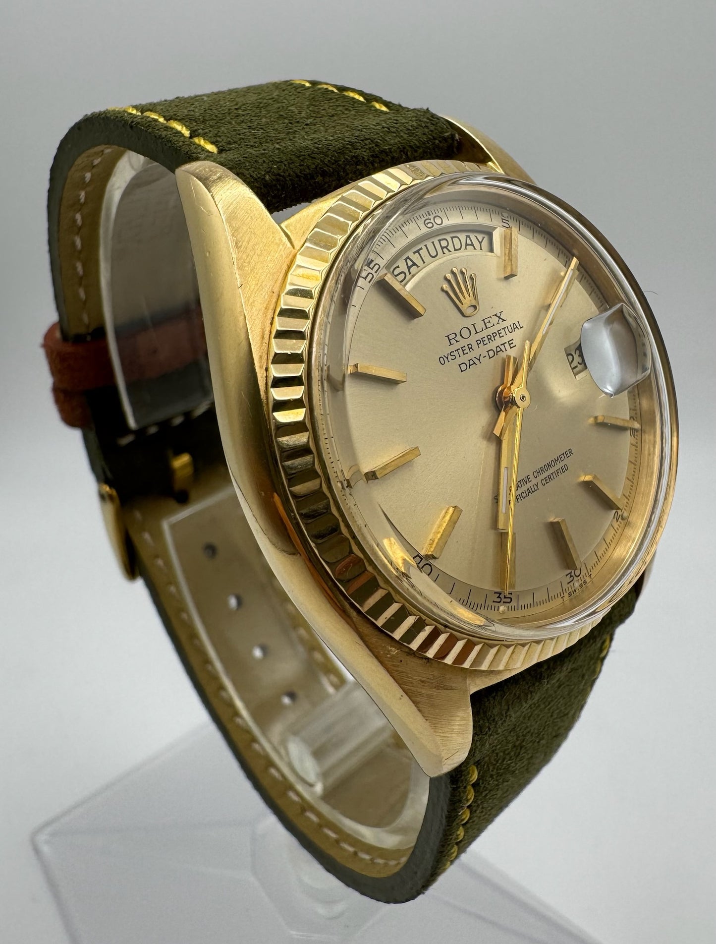 Rolex Day-Date 36 Yellow Gold with Champagne Index 1970