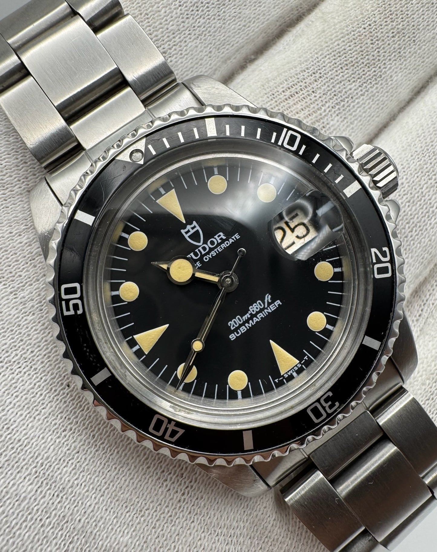 Tudor Submariner 76100 Full Steel Yellow Patina Lollipop Hands