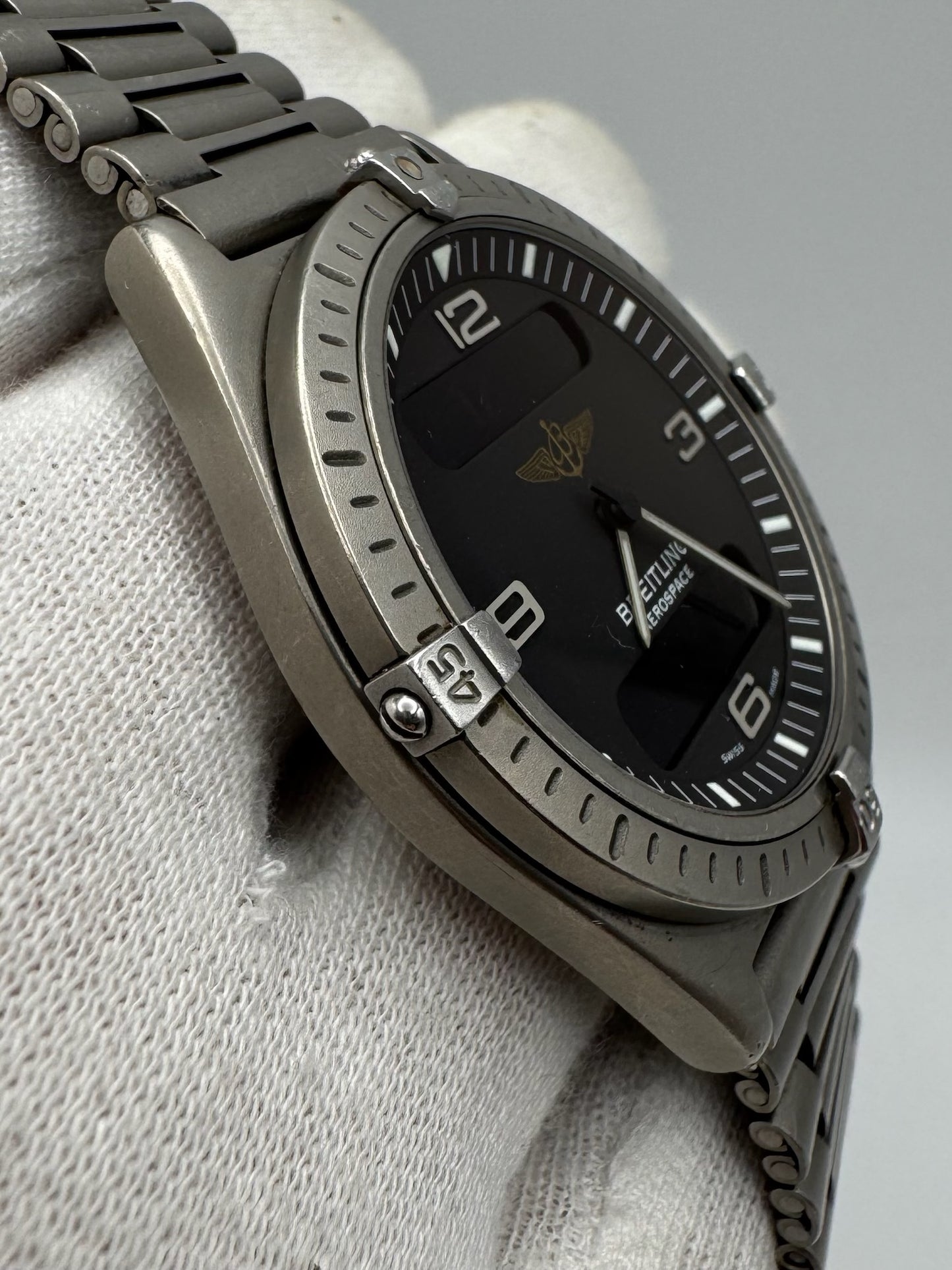 Breitling Aerospace Full Titanium Black Dial (Unpolished)