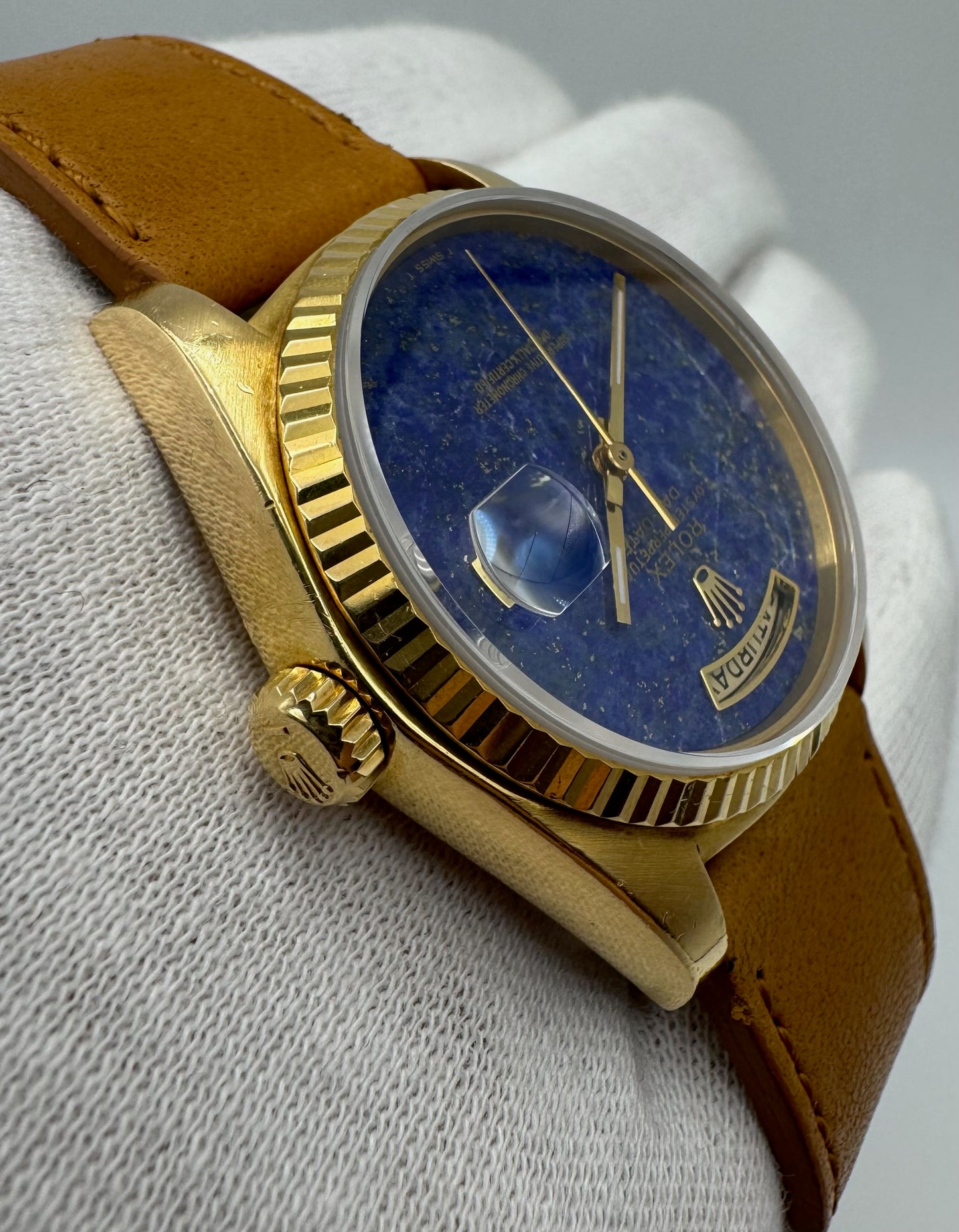 Rolex Day-Date 36 Yellow Gold Lapis Lazuli (Unpolished/Serviced)