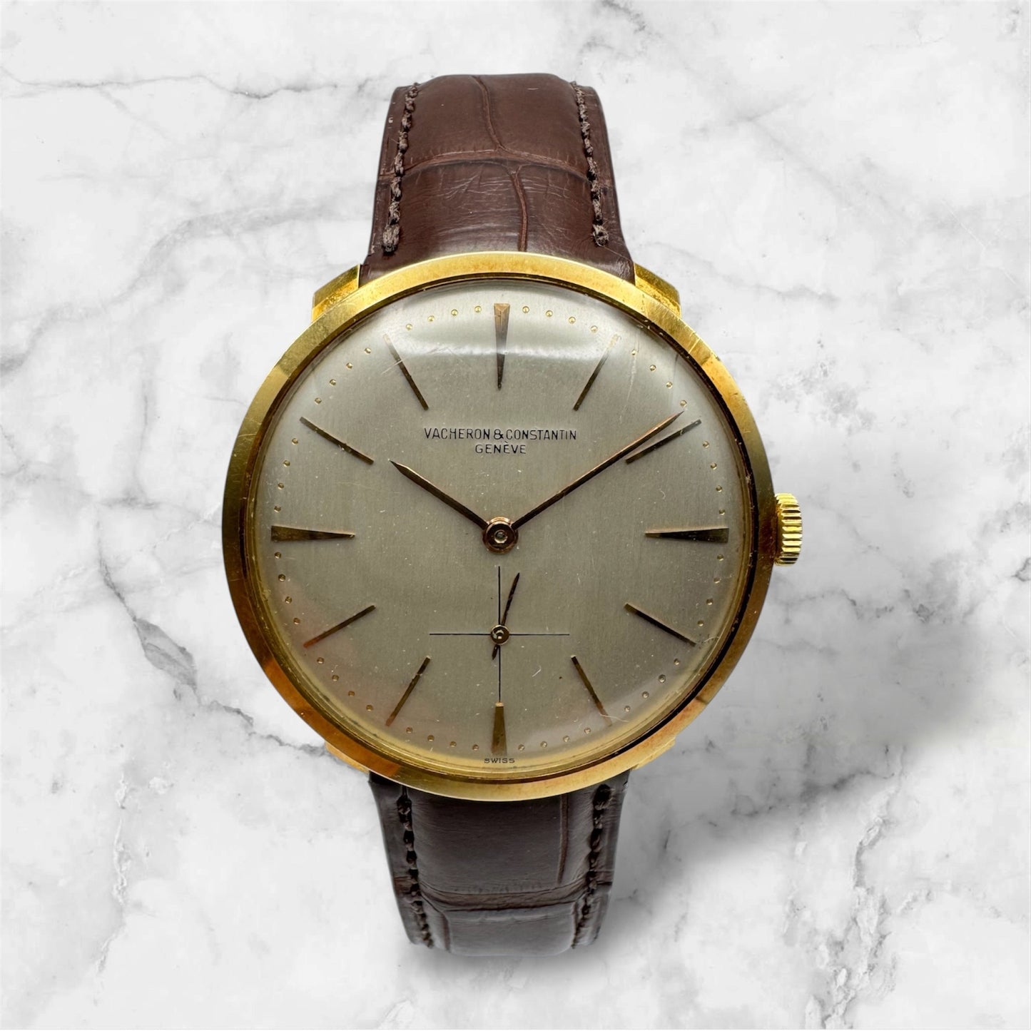Vacheron Constantin Hooded Lugs Yellow Gold 34 Silver Dial Manual Winding Pristine Condition 1950s (Serviced)
