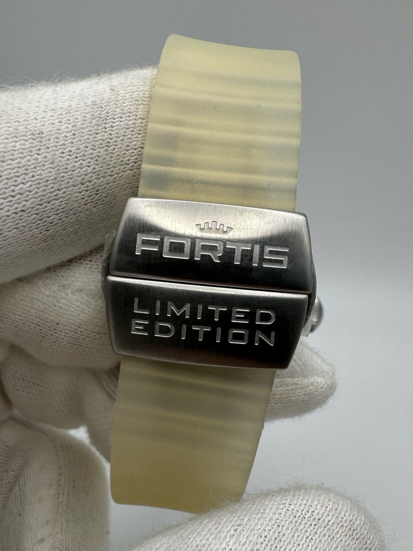 Fortis Flieger (Submodel) Grenchen “Frisson” Frost Crystal Very Rare Rolf Sacks Ltd Edition 999 pcs (Mint)