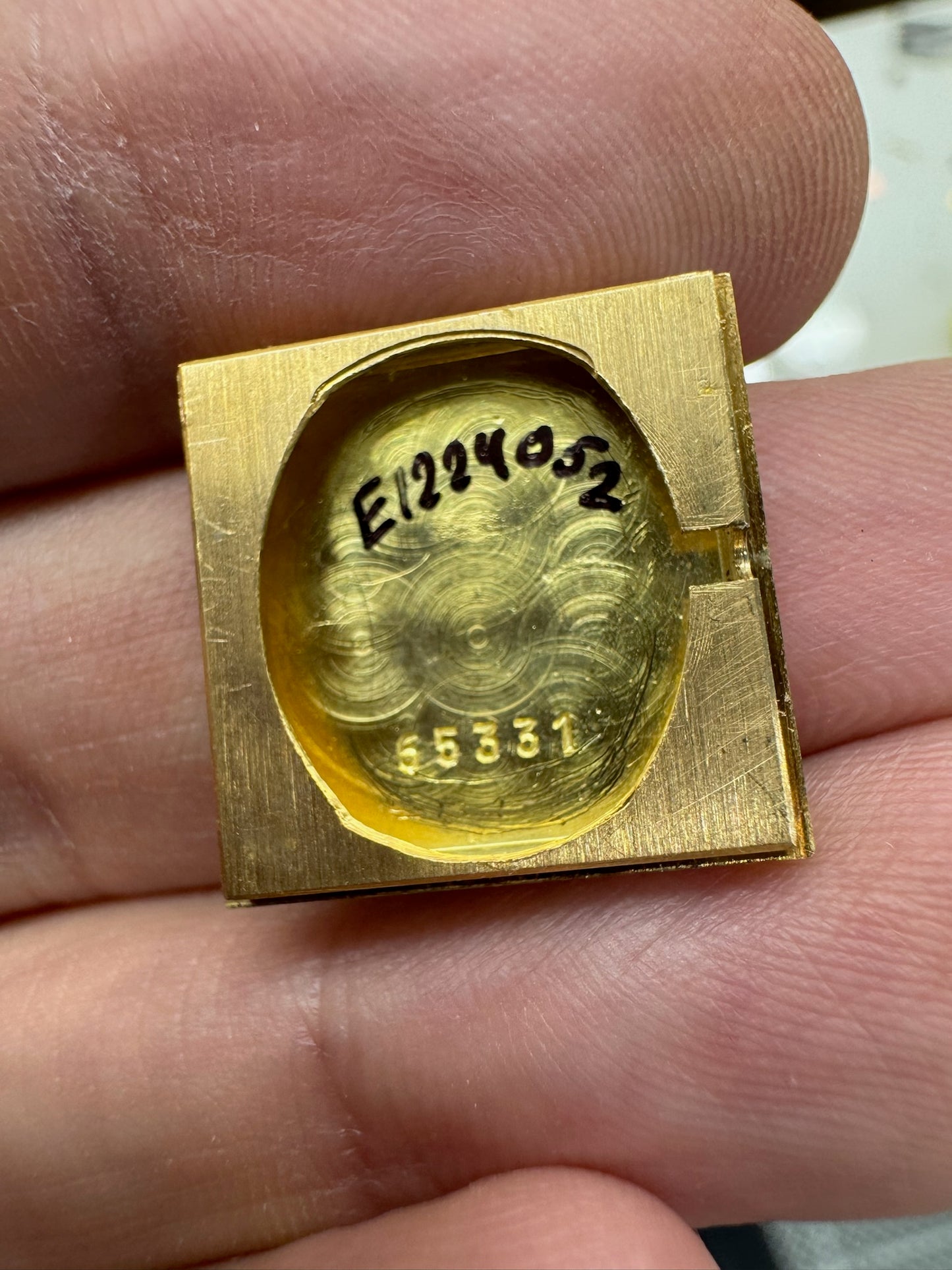 Cartier Tank Paris Yellow Gold Lady Manual Winding (Serviced)