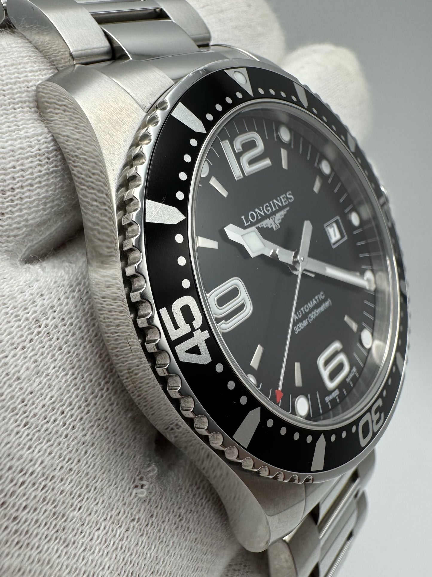 Longines HydroConquest Steel 44 Black Dial (Full-Set/Unpolished)