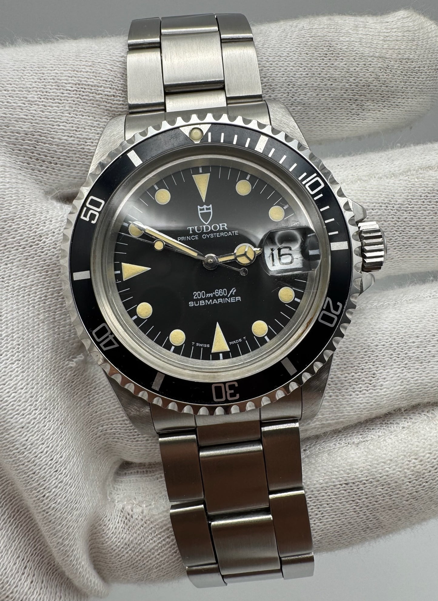 Tudor Submariner Vintage 79090 Yellow Patina 1993 (Full-Set/Unpolished)