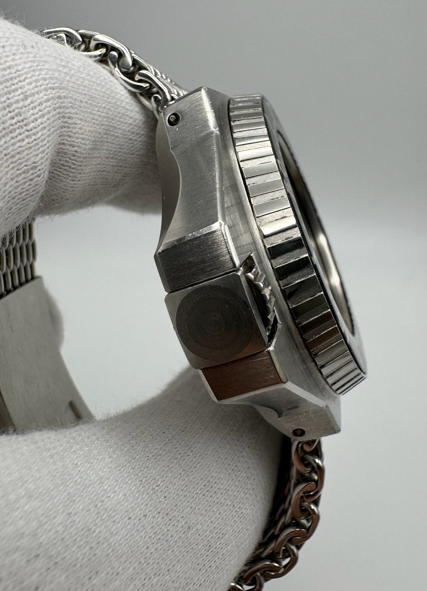 Omega Seamaster Ploprof Vintage Blue Dial (Unpolished)