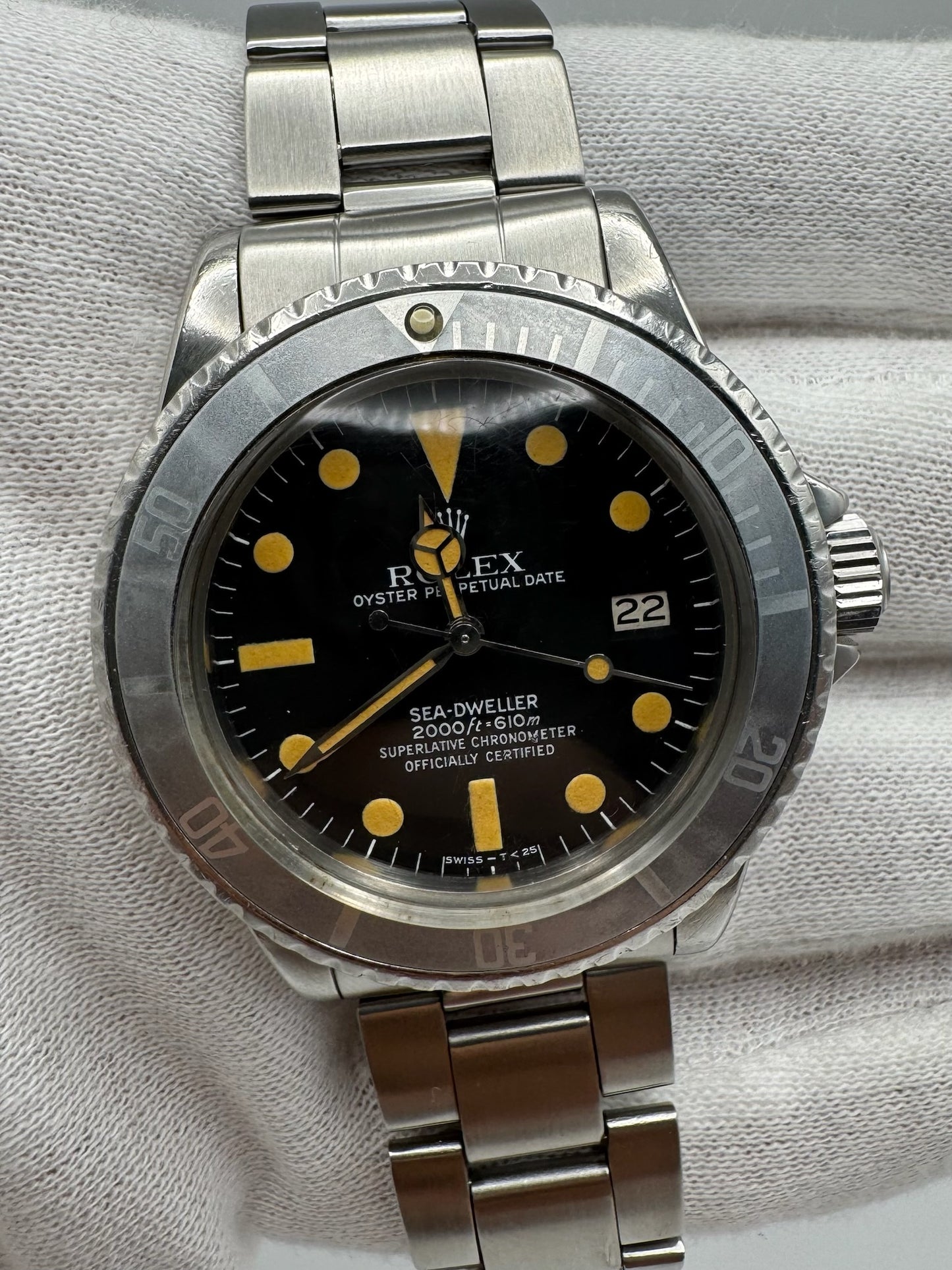 Rolex Sea-Dweller 1665 Pumpkin Patina Ghost Bezel 1972 (Box/Service Papers)