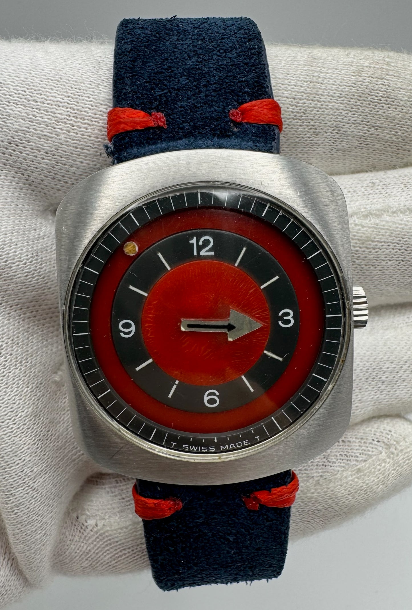 Longines Comet Steel Manual Winding Red Dial (Serviced)