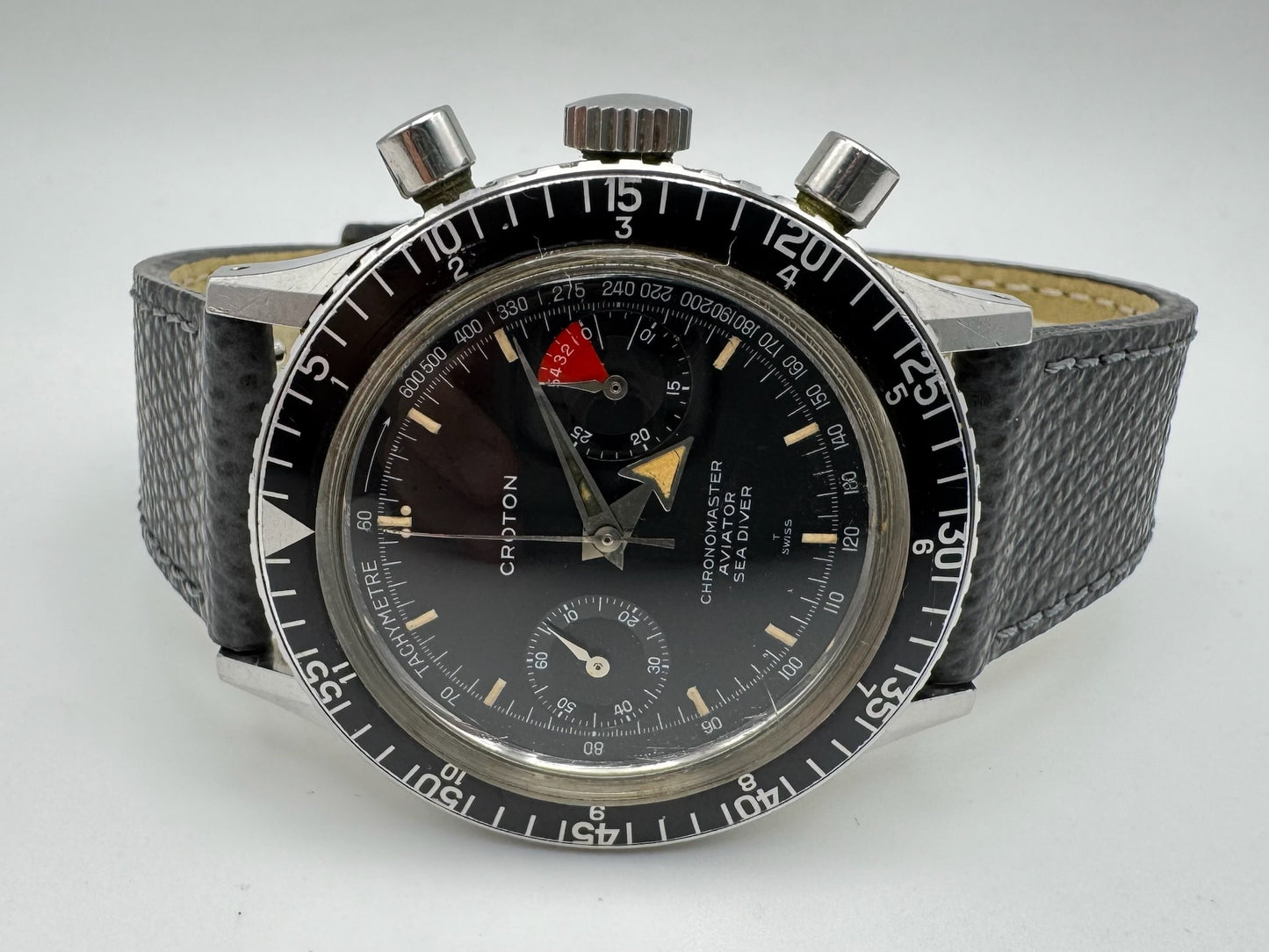 Croton Aviator Sea Diver Chronograph Manual Winding Yellow Patina Broad Arrow Original Owner 1960s (Unpolished)