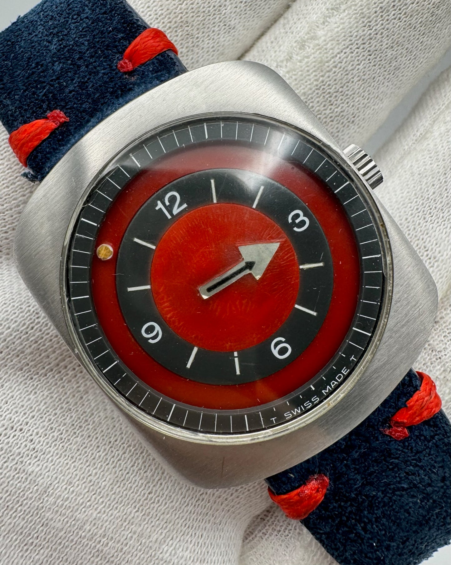 Longines Comet Steel Manual Winding Red Dial (Serviced)