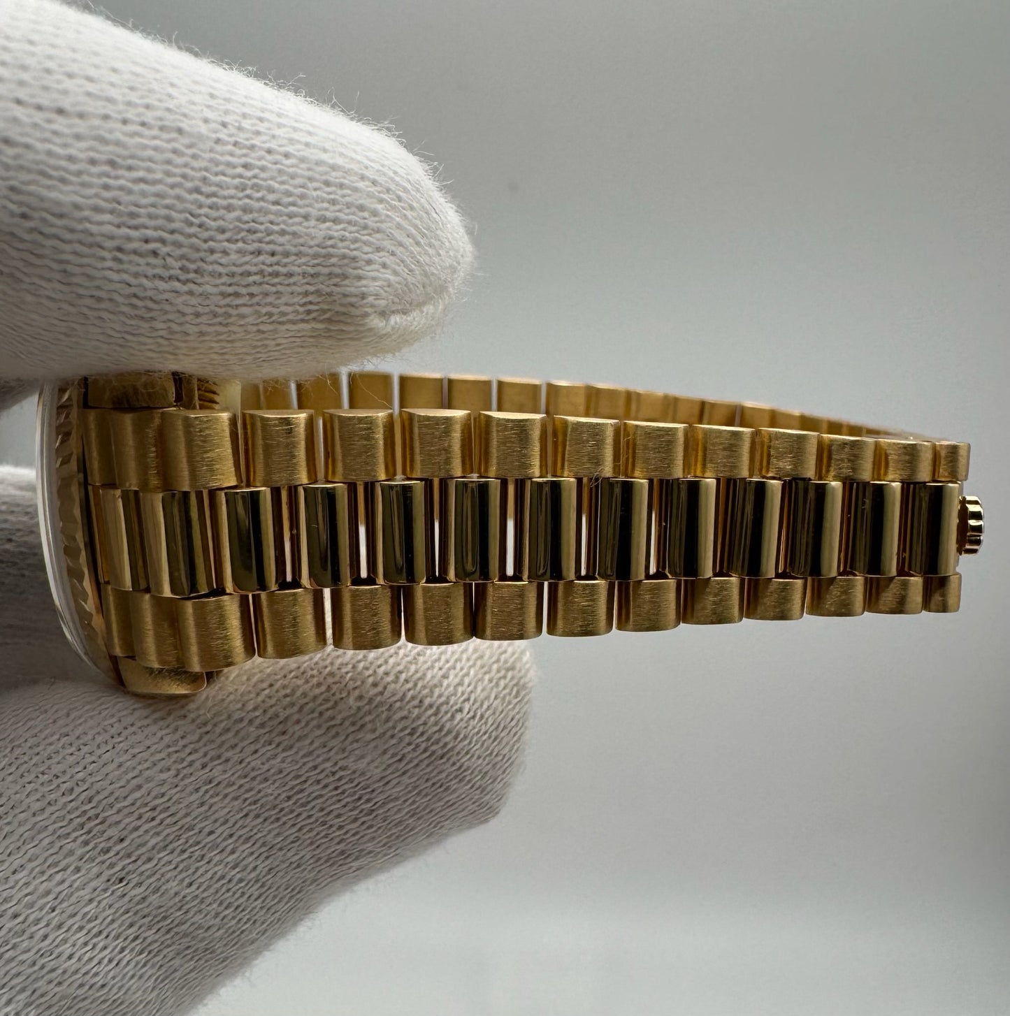 Rolex Lady-Datejust 26 Full Gold OEM Lapis Dial (Box/Serviced)