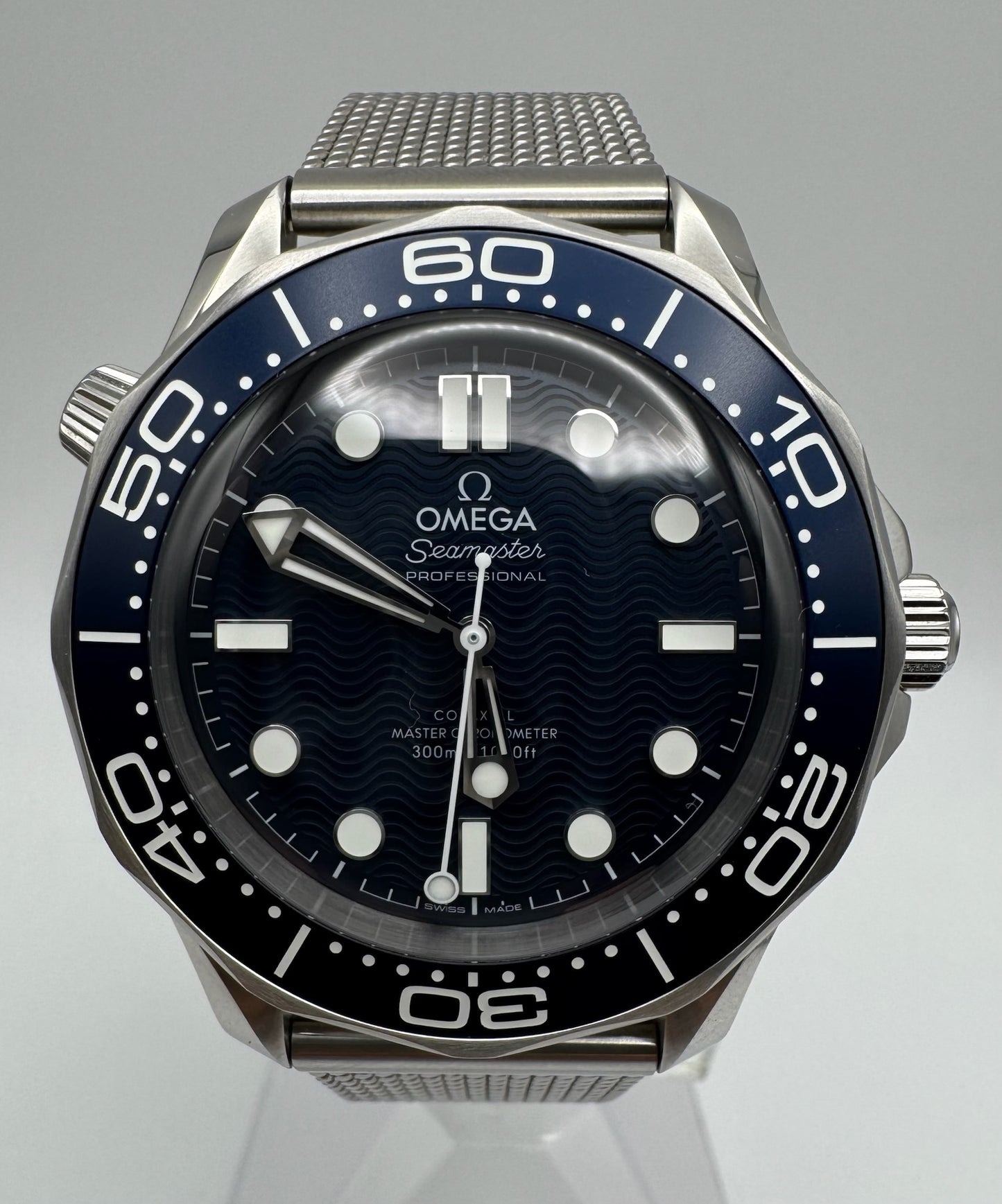 Omega Seamaster Diver 300M James Bond Full Steel Blue Dial 2023 (Full-Set/Mint)
