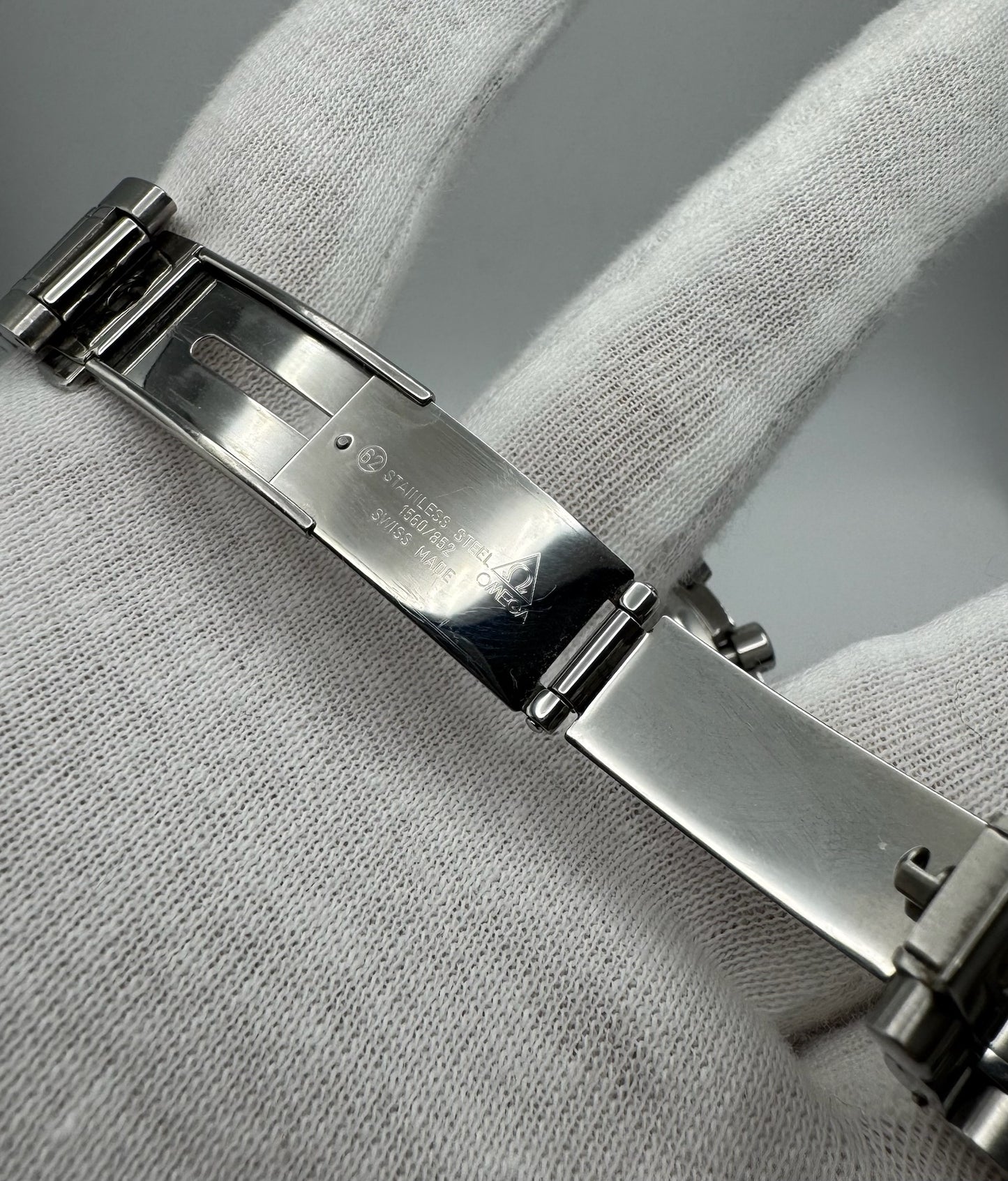 Omega Speedmaster Day Date Reduced Triple Calendar Steel Chronograph Automatic 1990 (Authenticity Certificate)