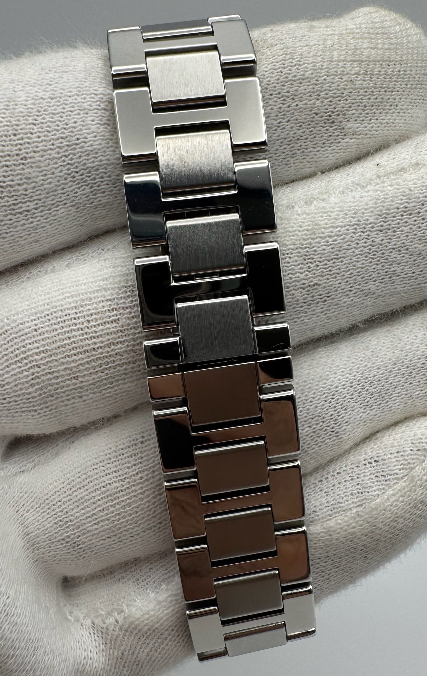Cartier Tank Solo Full Steel Silver Dial (Mint)