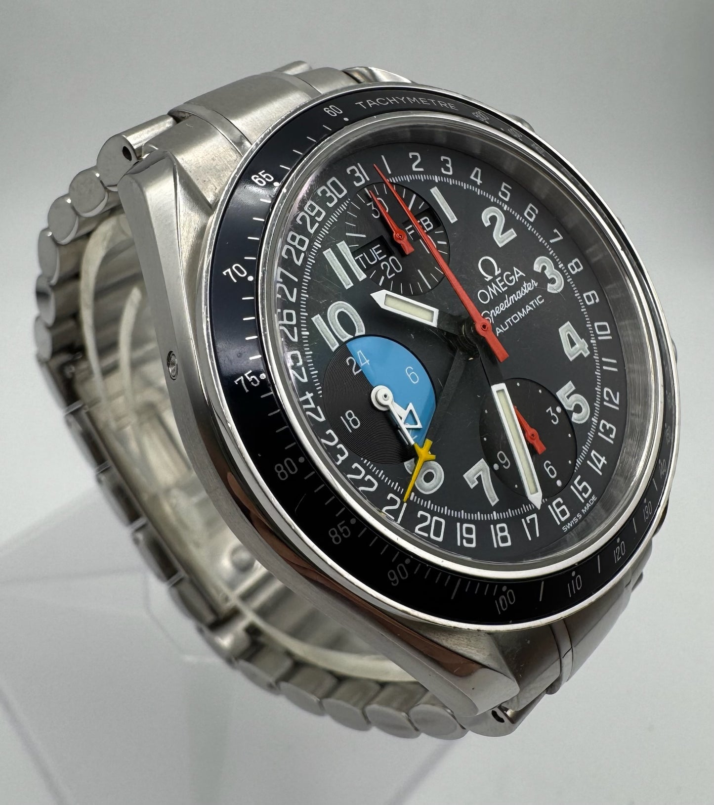 Omega Speedmaster Day Date Reduced Triple Calendar Steel Chronograph Automatic 1990 (Authenticity Certificate)