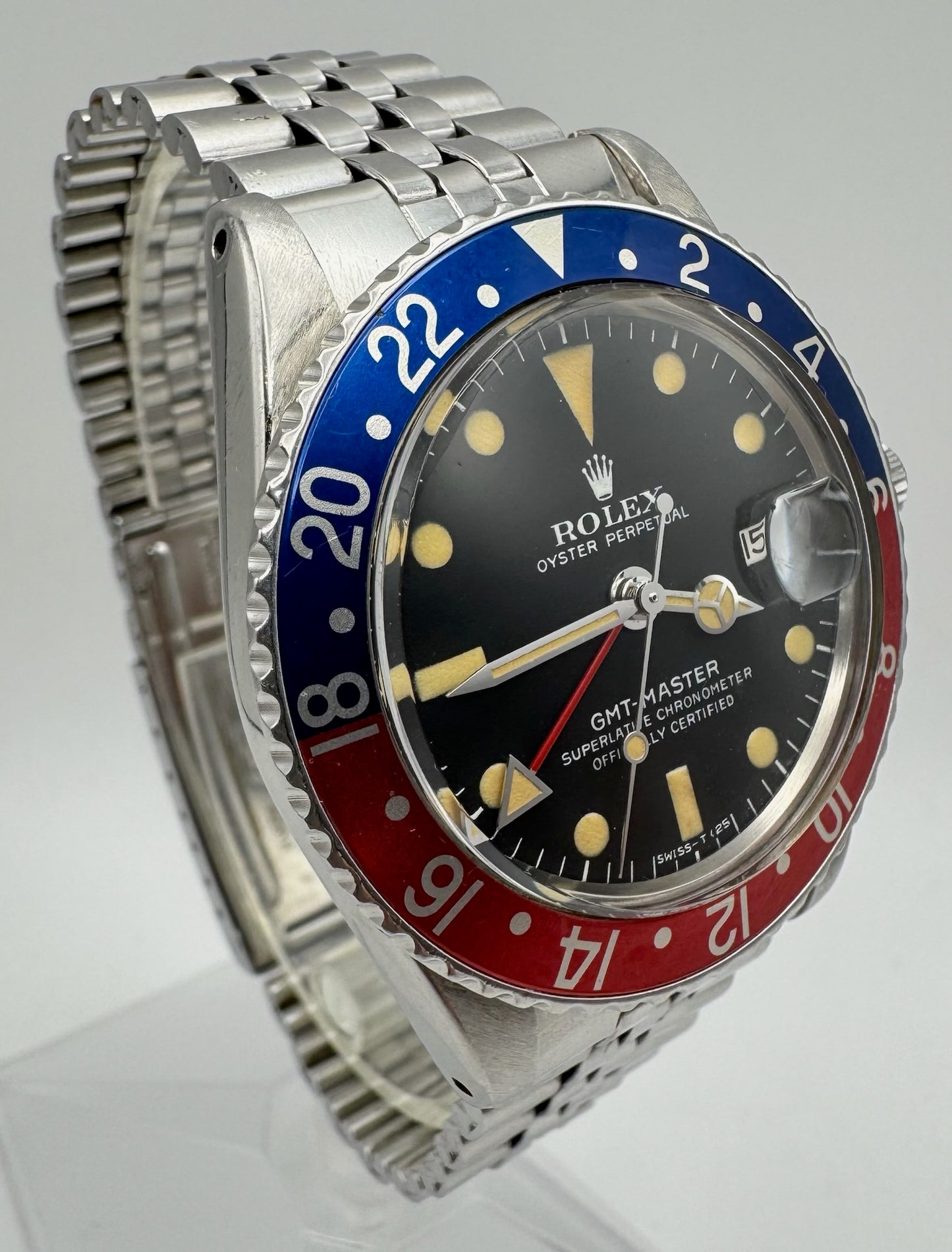 Rolex GMT-Master 1675 Extremely Rare MK 2.5 Red Back Pepsi Insert 1972 (Serviced)