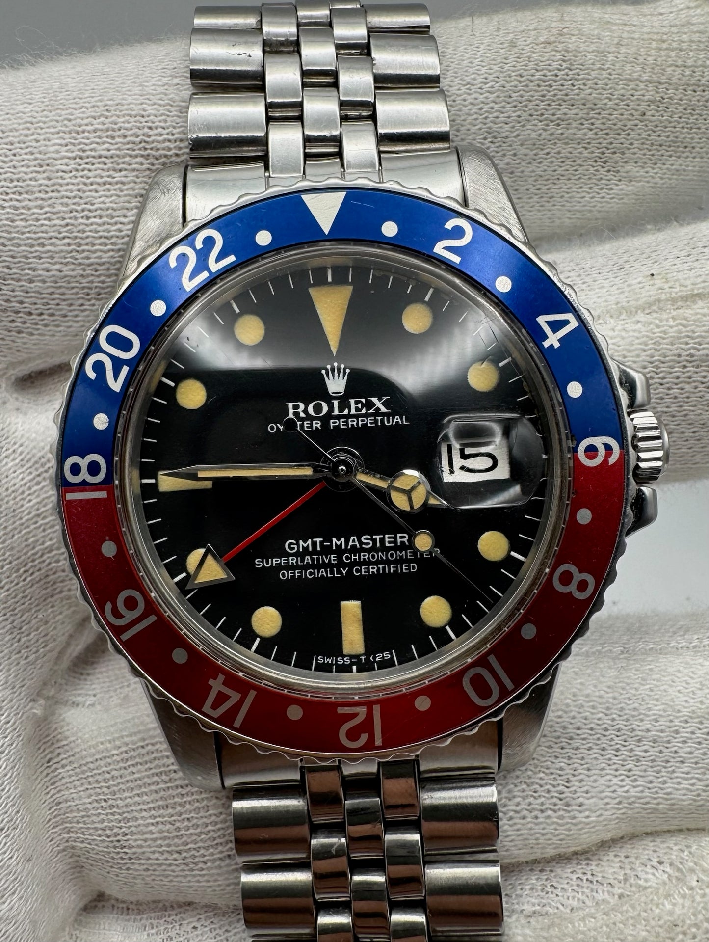 Rolex GMT-Master 1675 Extremely Rare MK 2.5 Red Back Pepsi Insert 1972 (Serviced)