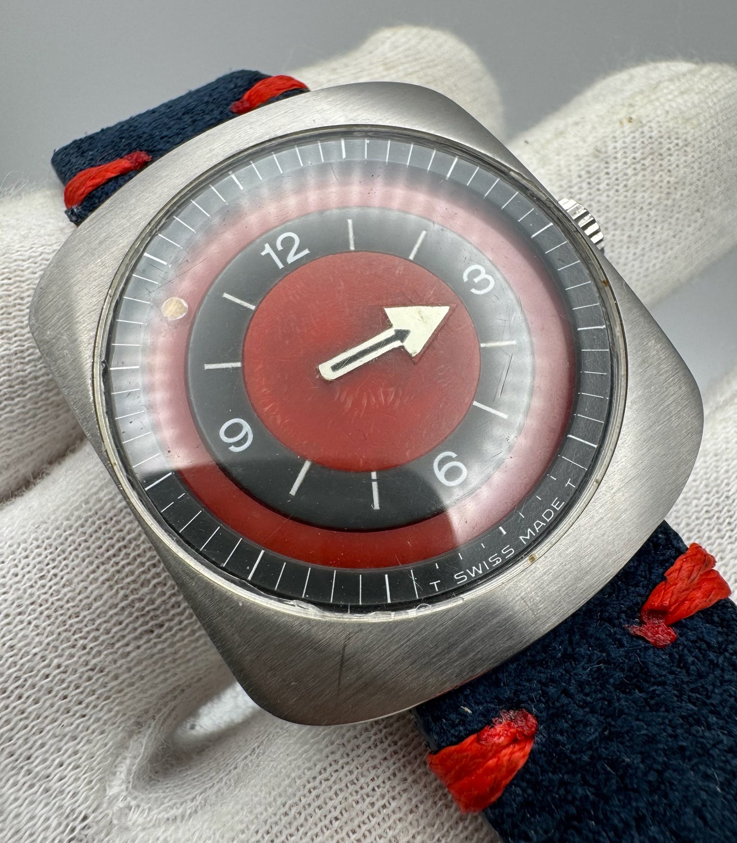 Longines Comet Steel Manual Winding Red Dial (Serviced)