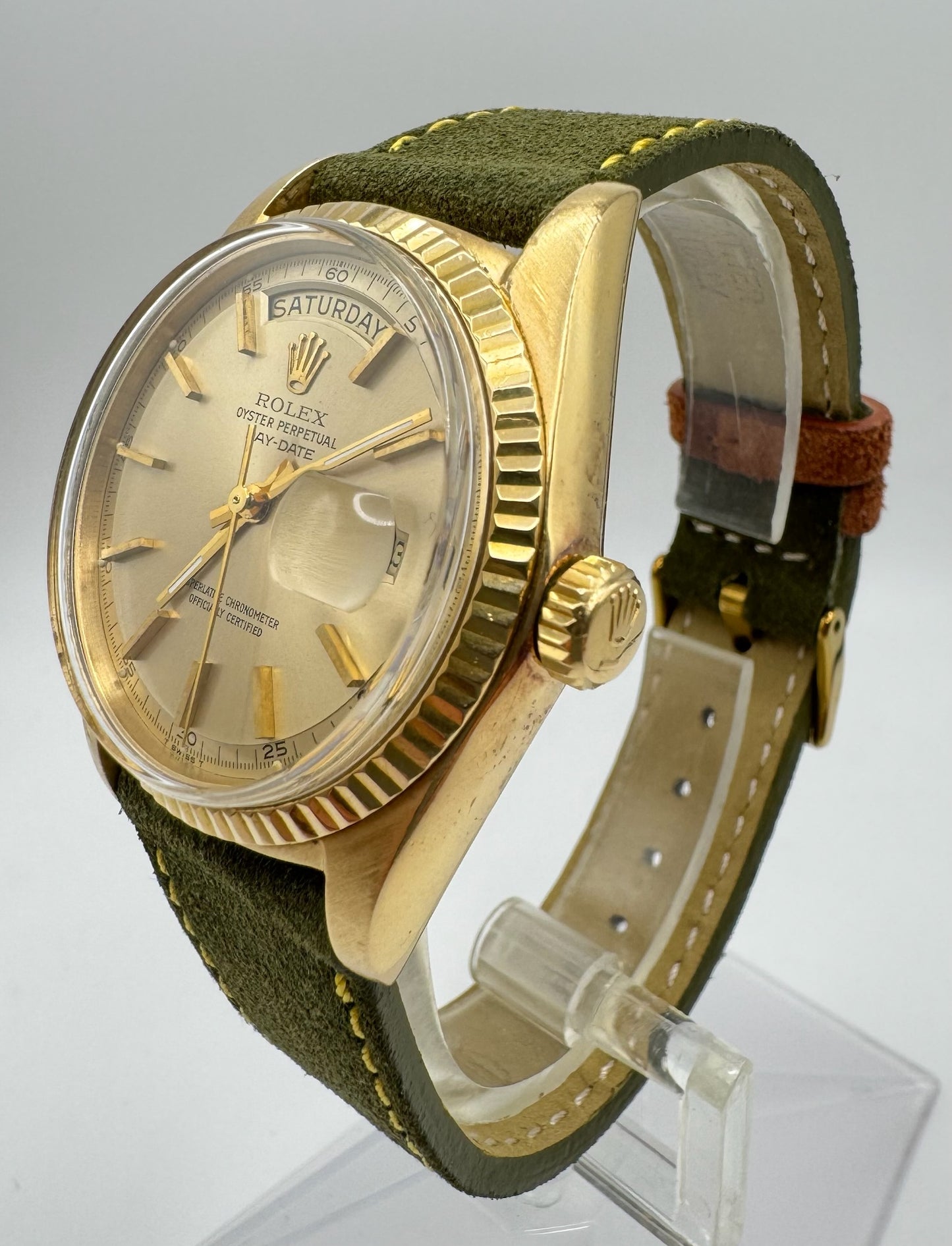 Rolex Day-Date 36 Yellow Gold with Champagne Index 1970