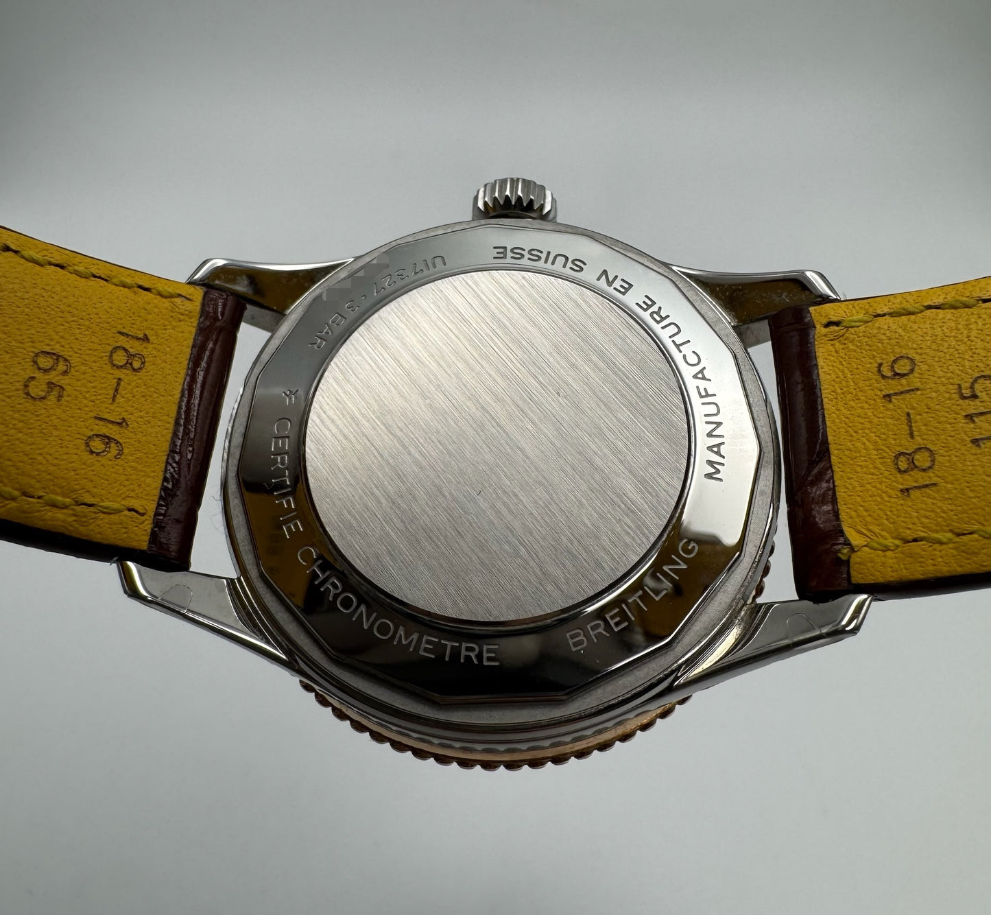 Breitling Navitimer 36 Mother Of Pearl Diamond Dial Special Edition (Full-Set/Mint)