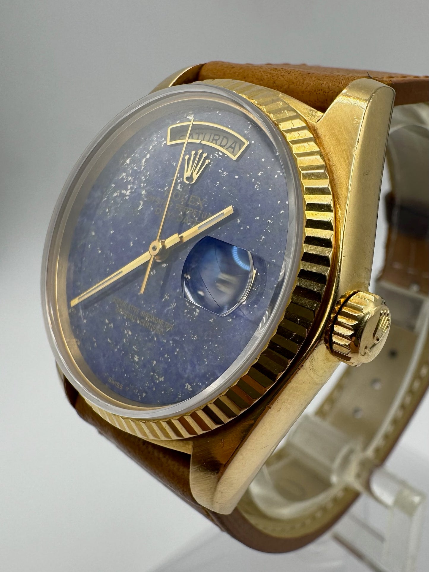 Rolex Day-Date 36 Yellow Gold Lapis Lazuli (Unpolished/Serviced)