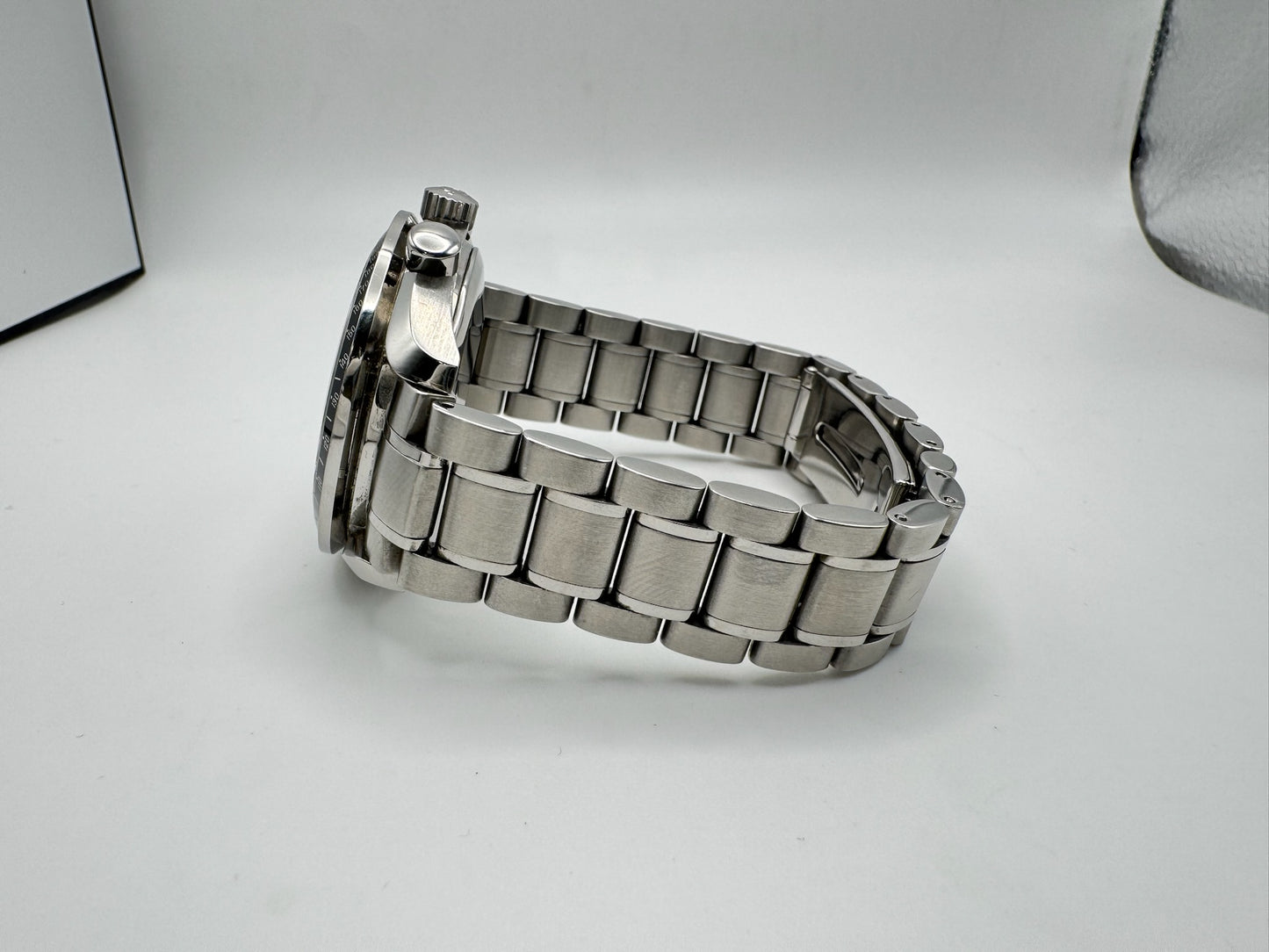 Omega Speedmaster Day Date Reduced Triple Calendar Steel Chronograph Automatic 1990 (Authenticity Certificate)