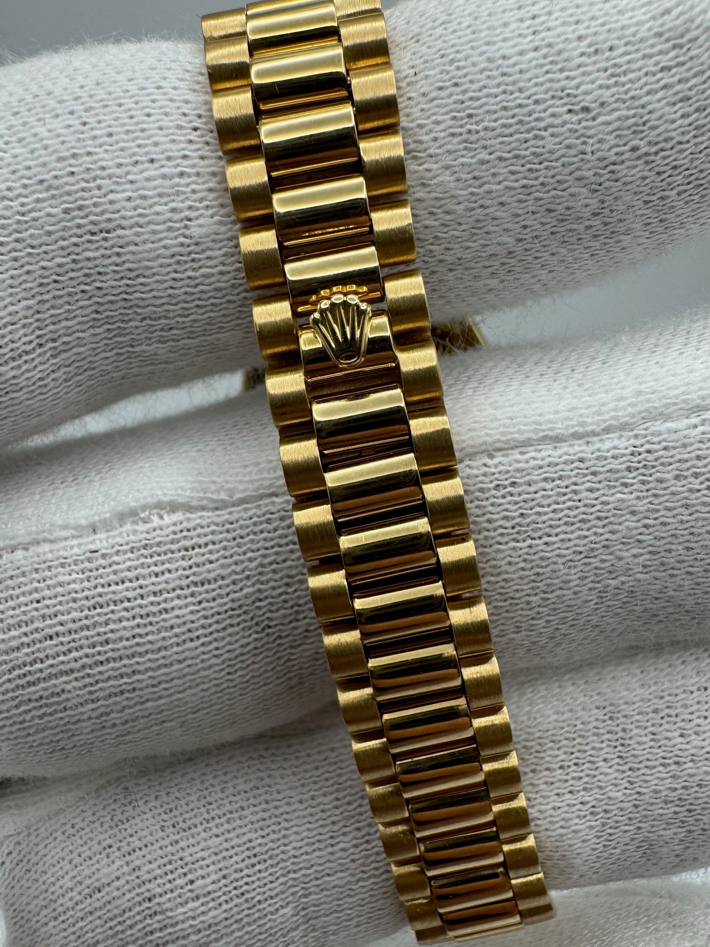 Rolex Lady-Datejust 26 Full Gold OEM Lapis Dial (Box/Serviced)