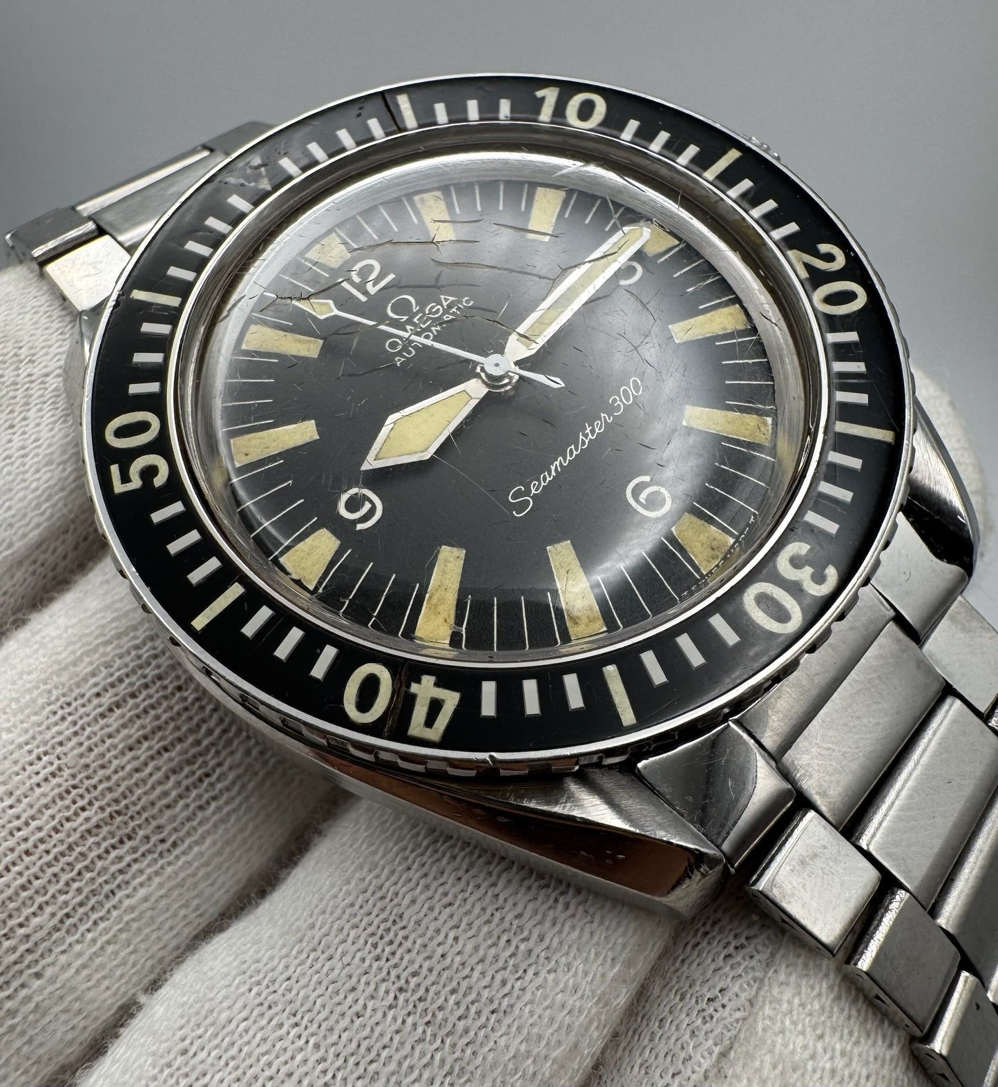 Omega Seamaster 300 Full Steel Yellow Patina Very Rare Original Owner 1960s (Unpolished)