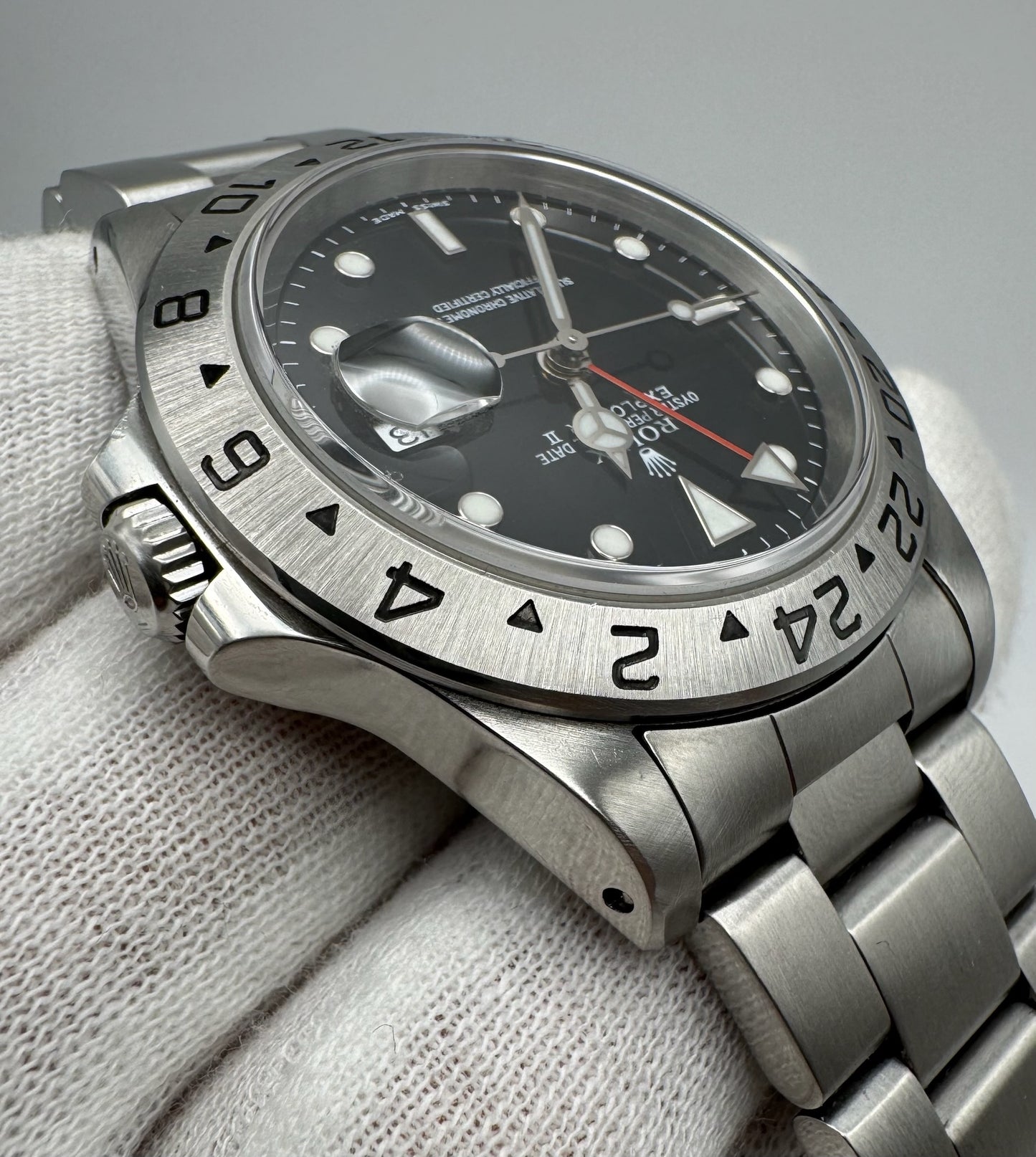 Rolex Explorer II Steel Black Dial Y Serial 2002 (Mint)