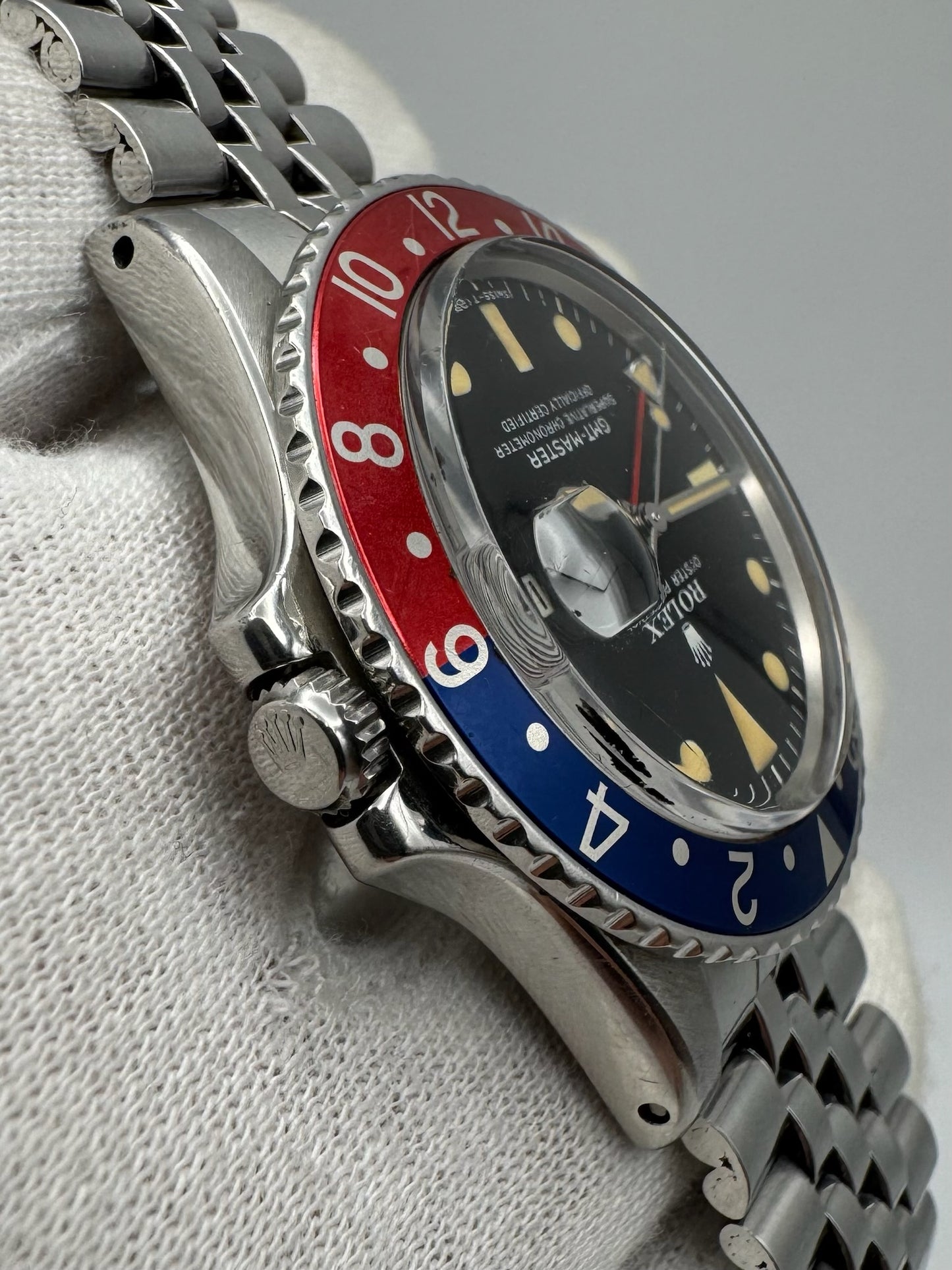 Rolex GMT-Master 1675 Extremely Rare MK 2.5 Red Back Pepsi Insert 1972 (Serviced)