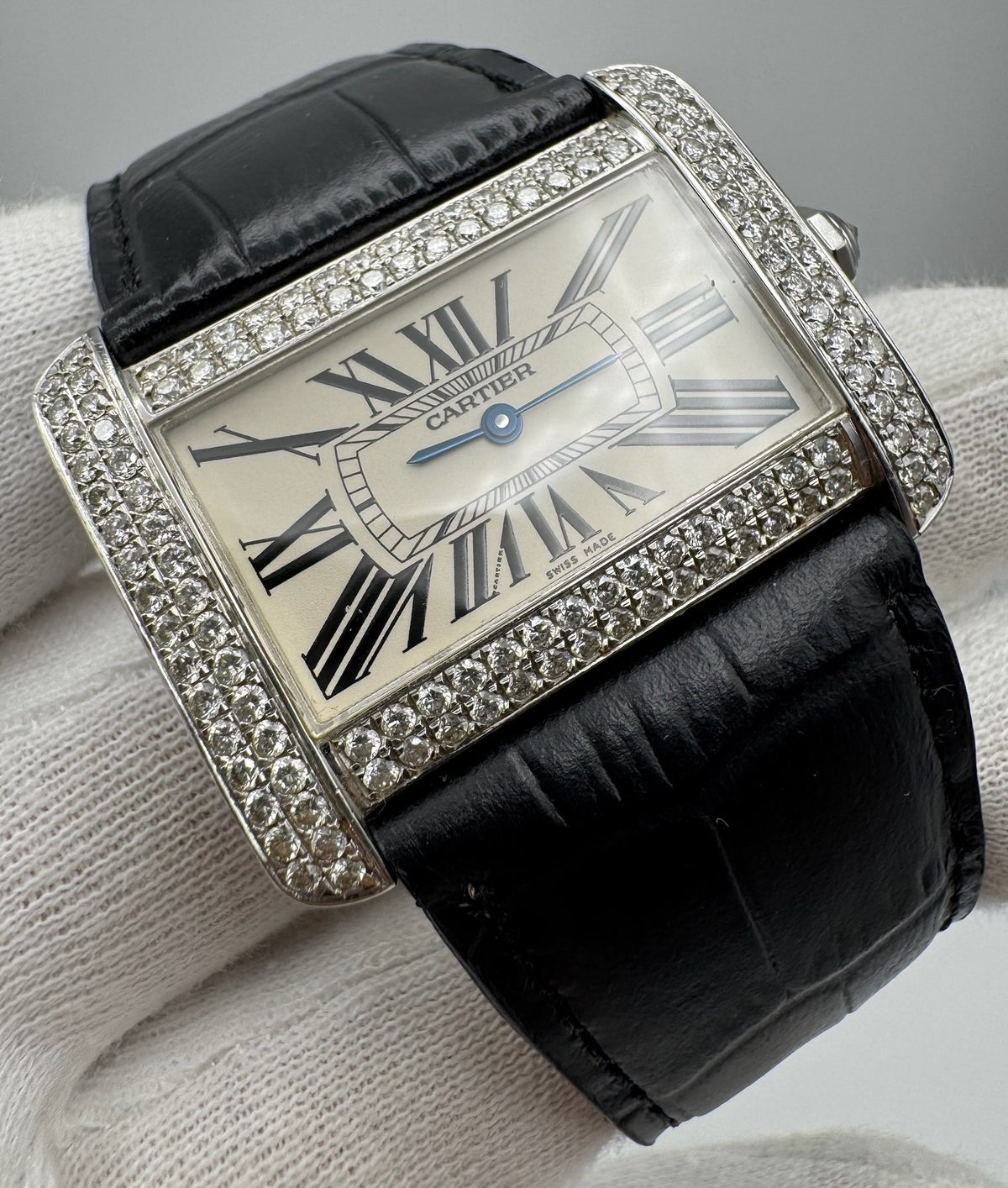Cartier Tank Divan W6300655 Large Model 30x38mm Steel Diamond Set 2006 (Full-Set/Unpolished)