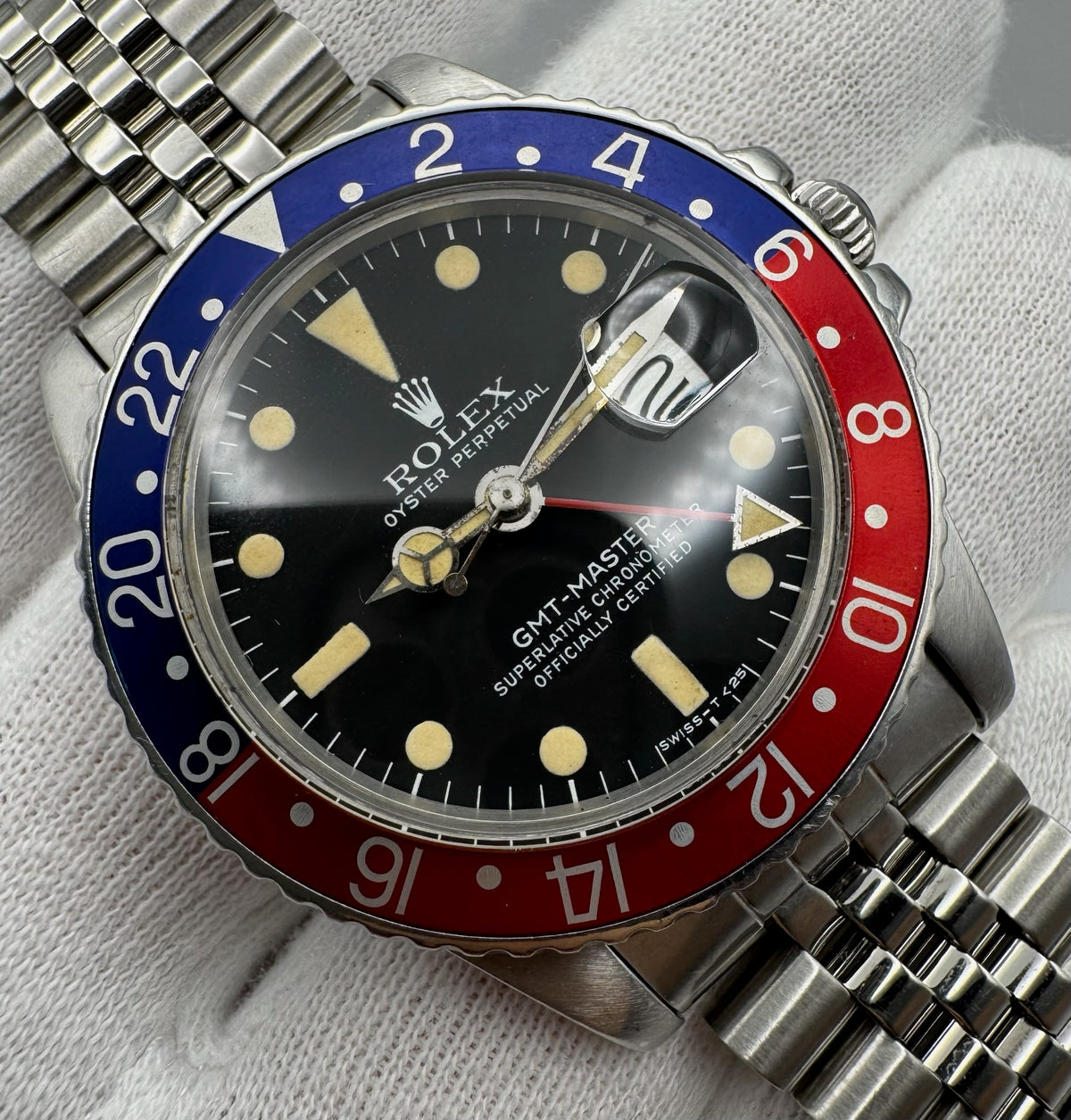 Rolex GMT-Master 1675 MK5 Pepsi Jubilee Yellow Patina 1978 (Serviced)