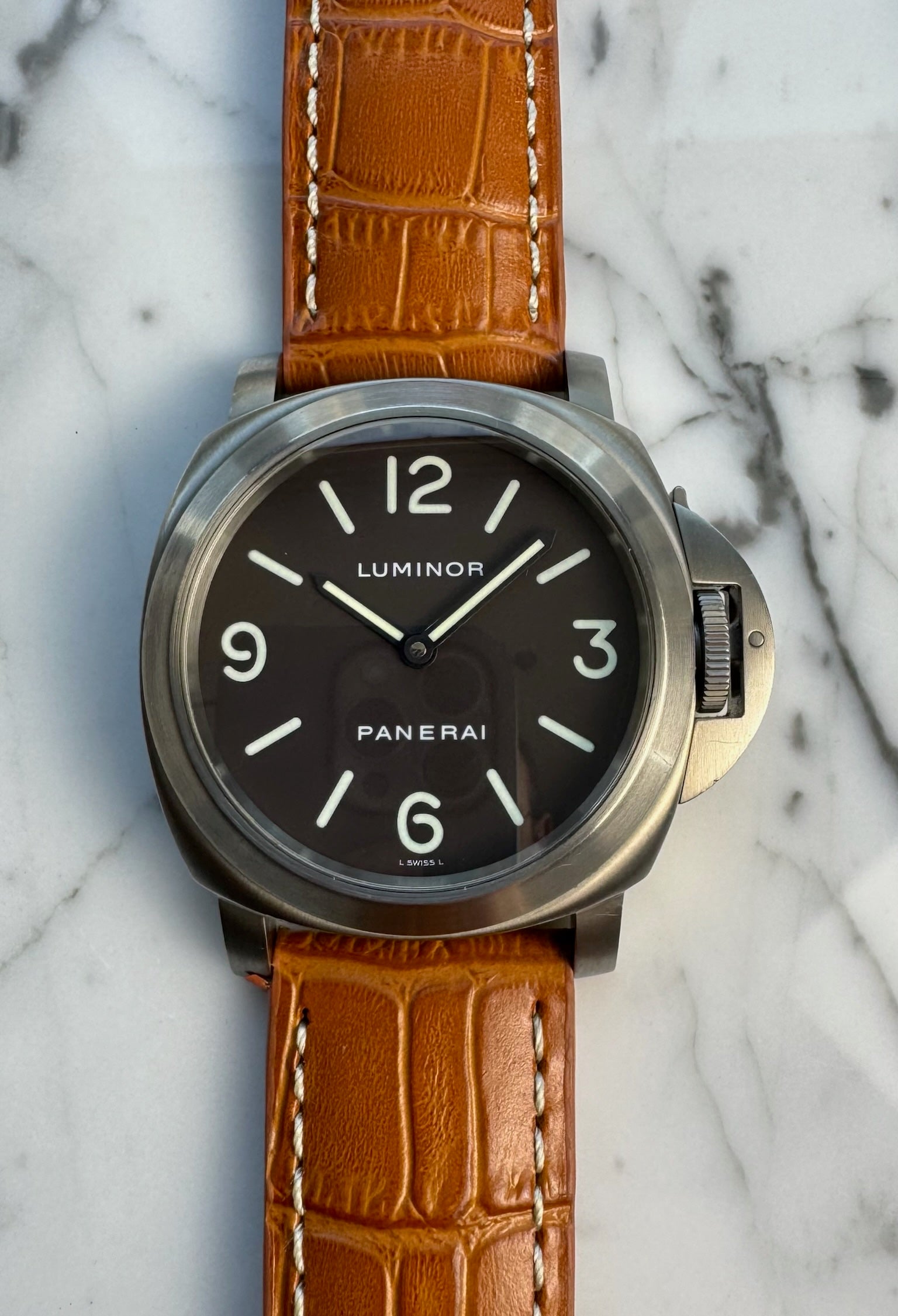 Panerai Luminor Base PAM116 Titanium Tobacco Dial 2002 (Full-Set/Serviced)