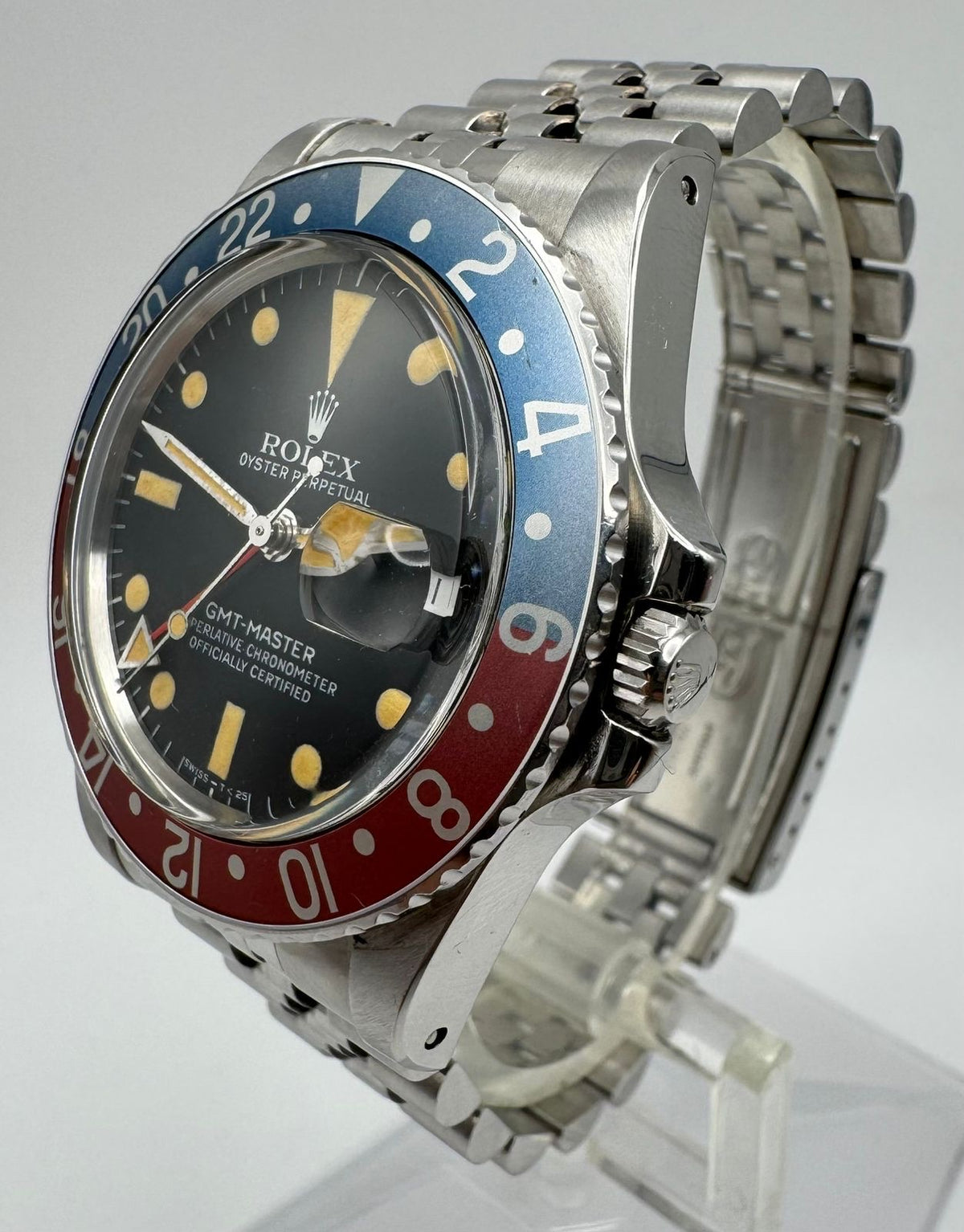 Rolex GMT-Master 16750 Matte Dial Heavy Patina Faded Pepsi Bezel 1984 (Full-Set/Serviced)