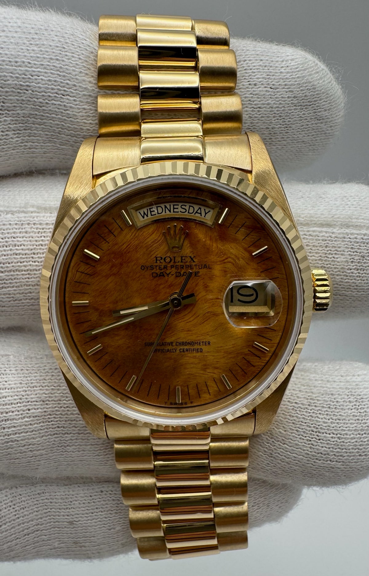 Rolex Day-Date 18038 Yellow Gold Burl Wood Dial Rare 1986 (Full-Set/Serviced)