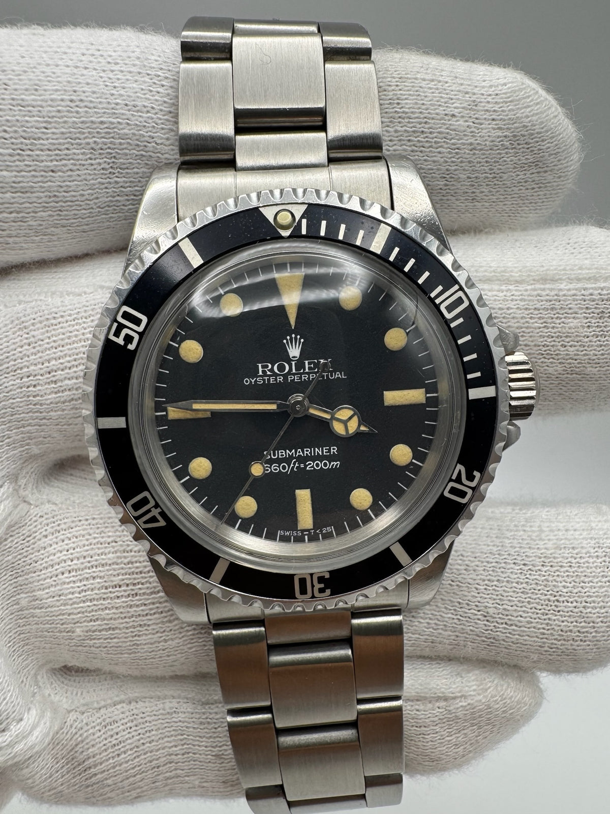 Rolex Submariner (No Date) 5513 Maxi Dial Yellow Patina 1982 (Full-Set/Unpolished/Serviced)