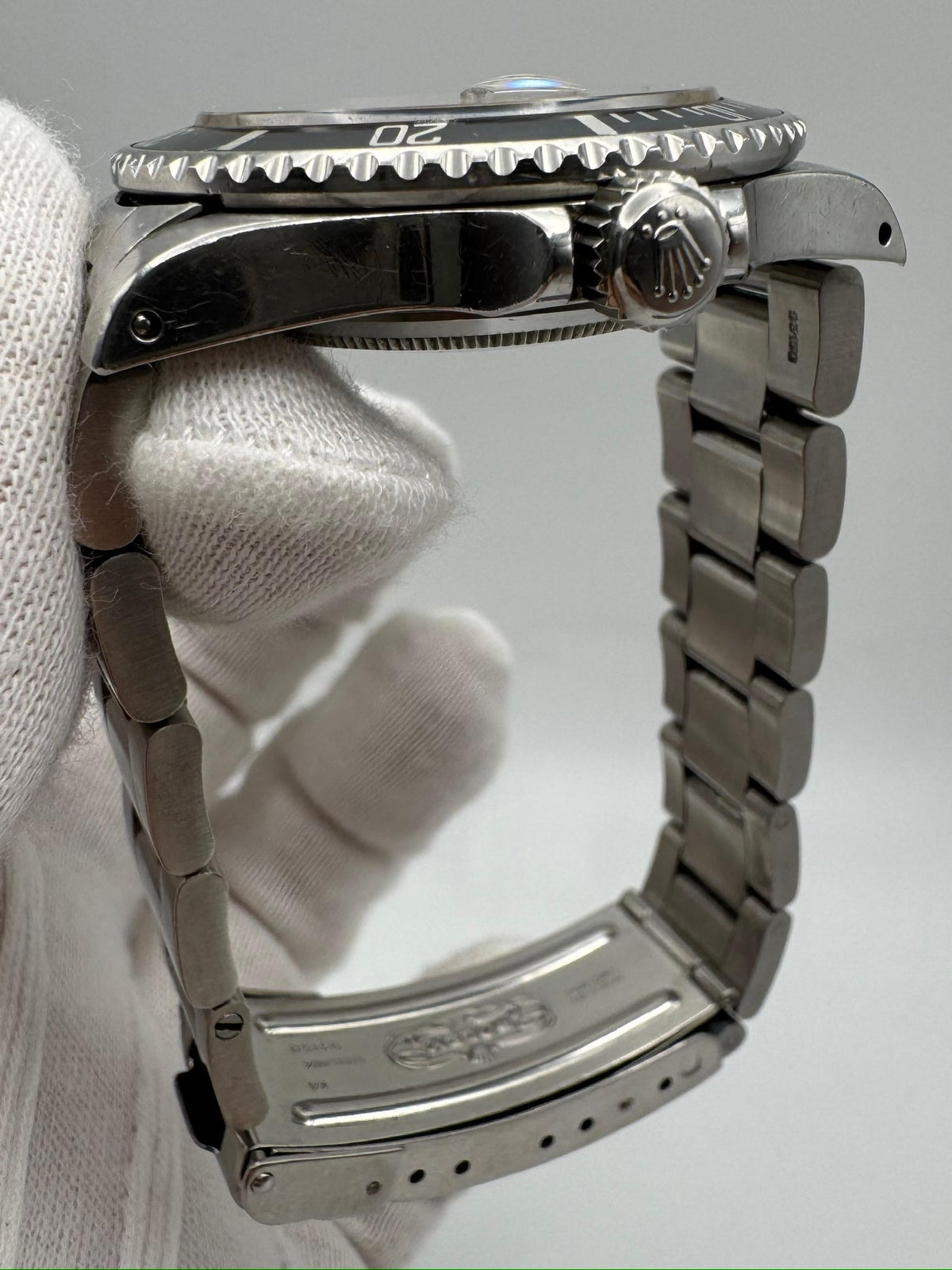 Rolex Submariner Date 16800 Matte Dial Heavy Patina 1982 (Full-Set/Unpolished/Serviced)