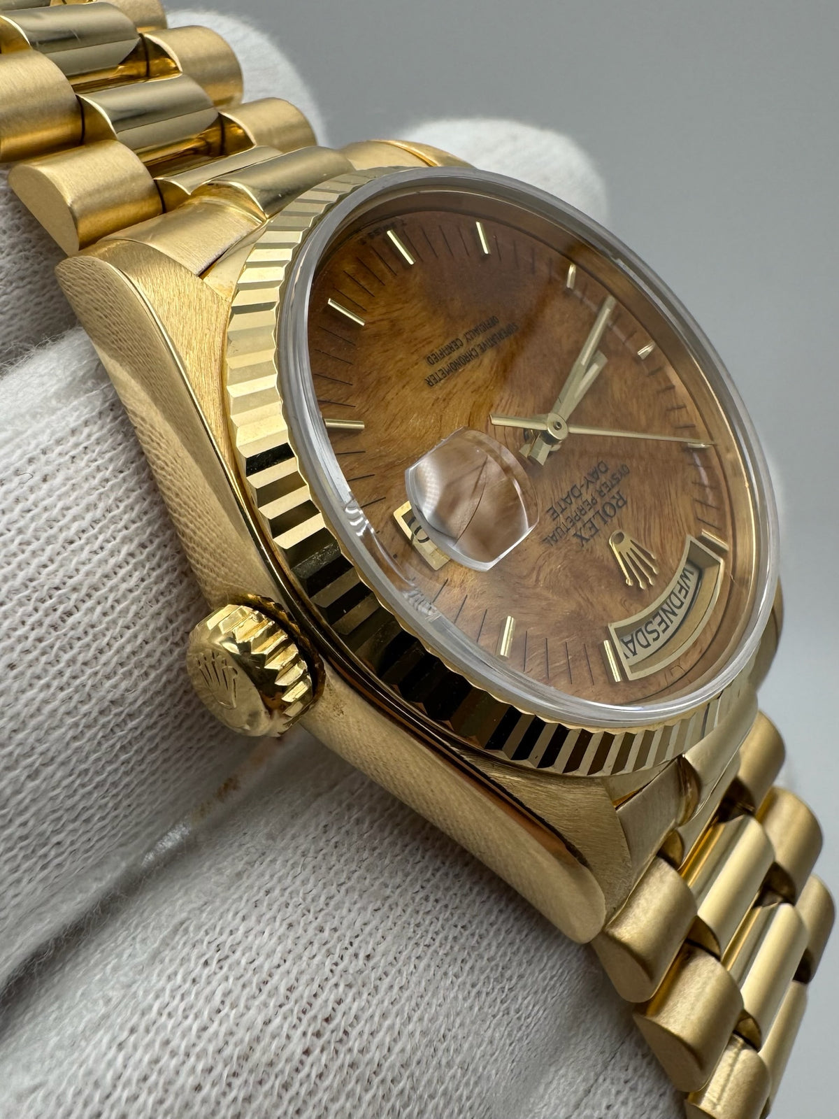 Rolex Day-Date 18038 Yellow Gold Burl Wood Dial Rare 1986 (Full-Set/Serviced)