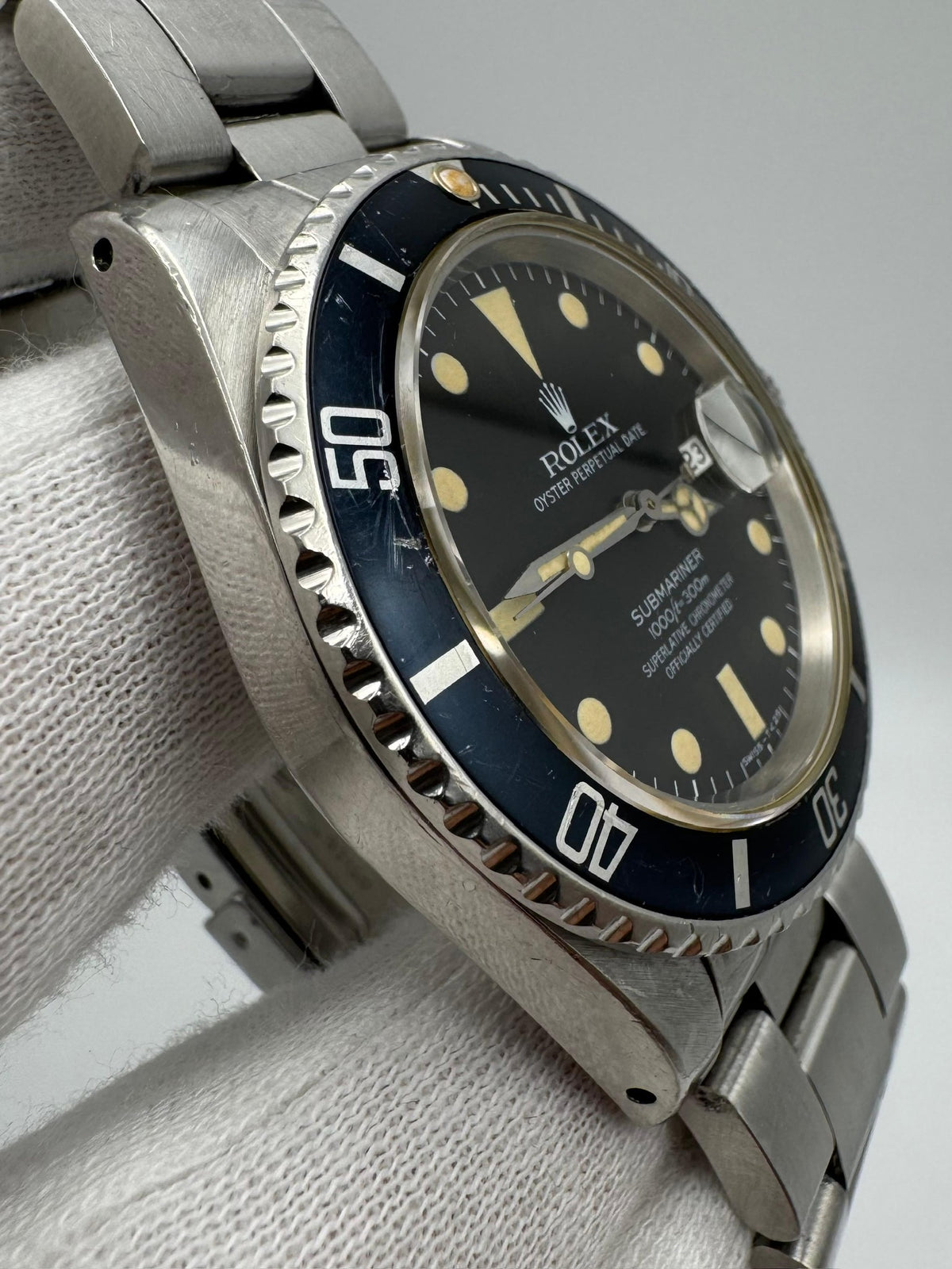Rolex Submariner Date 16800 Matte Dial Heavy Patina 1982 (Full-Set/Unpolished/Serviced)