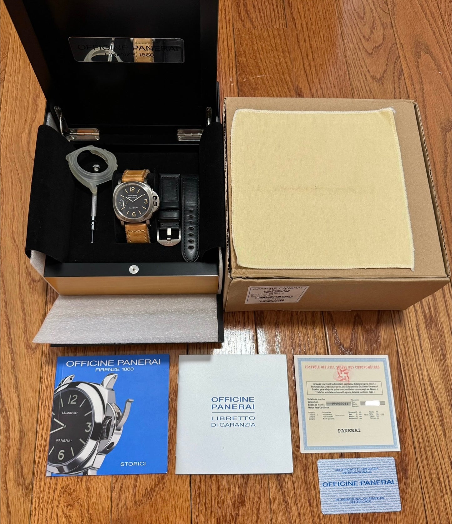 Panerai Luminor Marina Titanium with Tritium Dial PAM00040 (Full-Set)