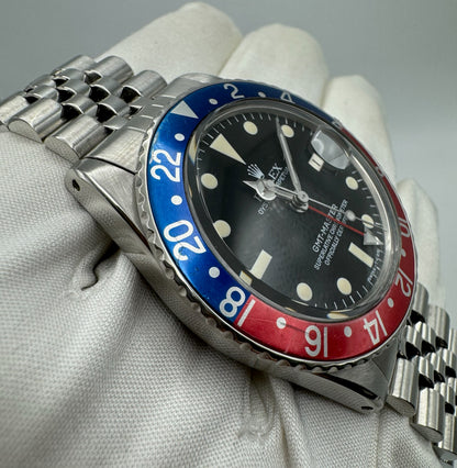 Rolex GMT-Master 1675 Pepsi with Jubilee Service Tritium Dial 1968