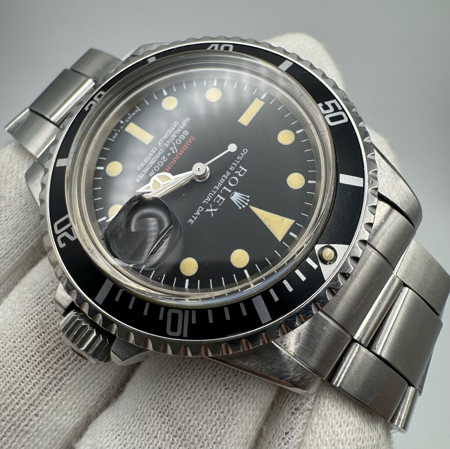 Rolex Submariner Date 1680 Red Yellow Patina 1970 (Full-Set/Unpolished)