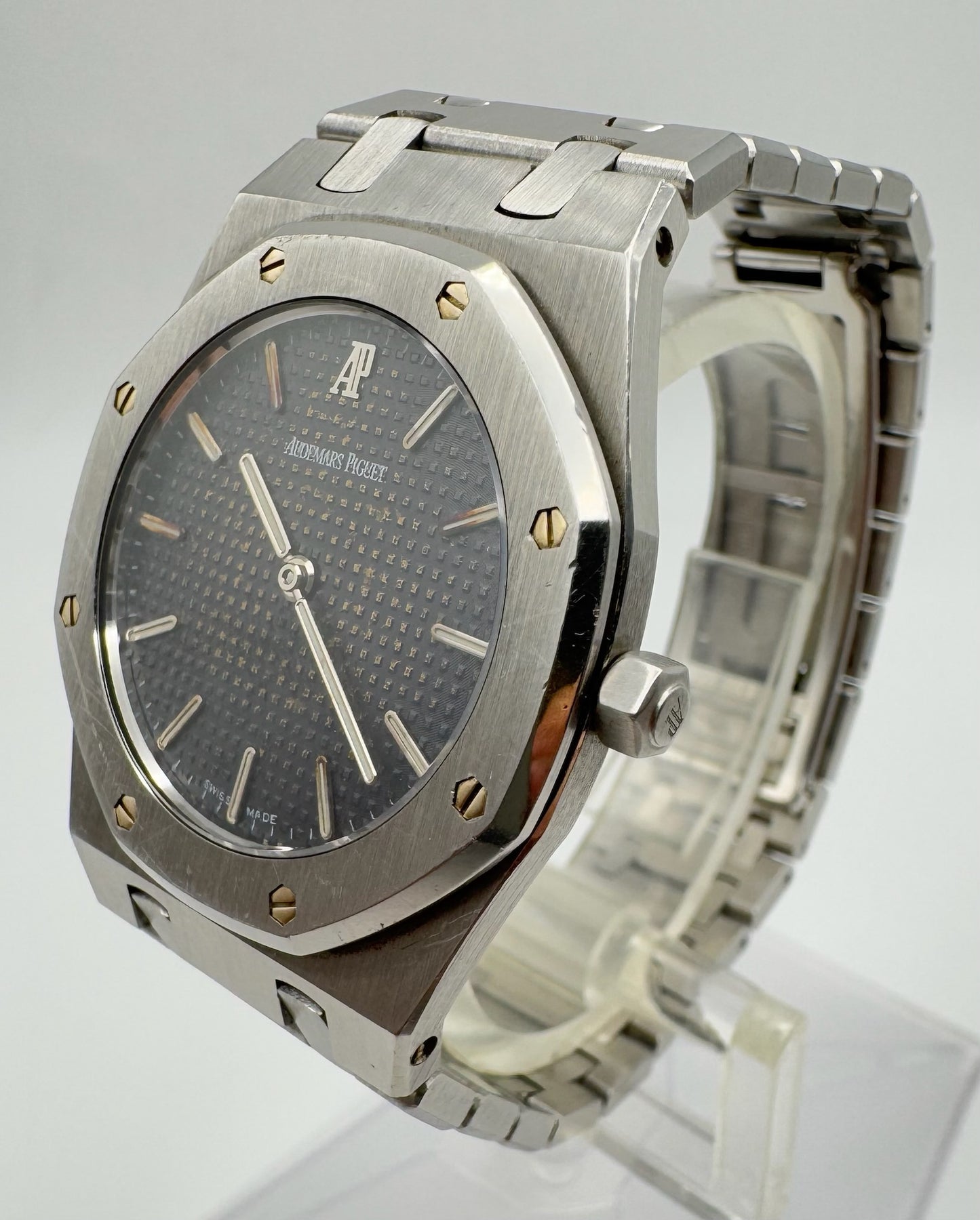 Audemars Piguet Royal Oak 33 Full Steel Ultra Thin Blue Dial 1998 (Papers/Unpolished)