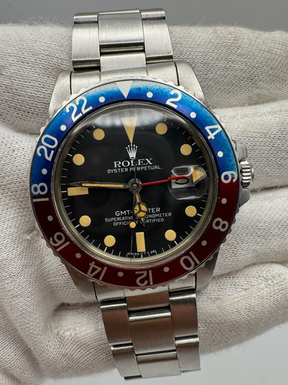 Rolex GMT-Master 16750 Pepsi Matte Dial Yellow Patina 1980 (Full-Set/Unpolished)