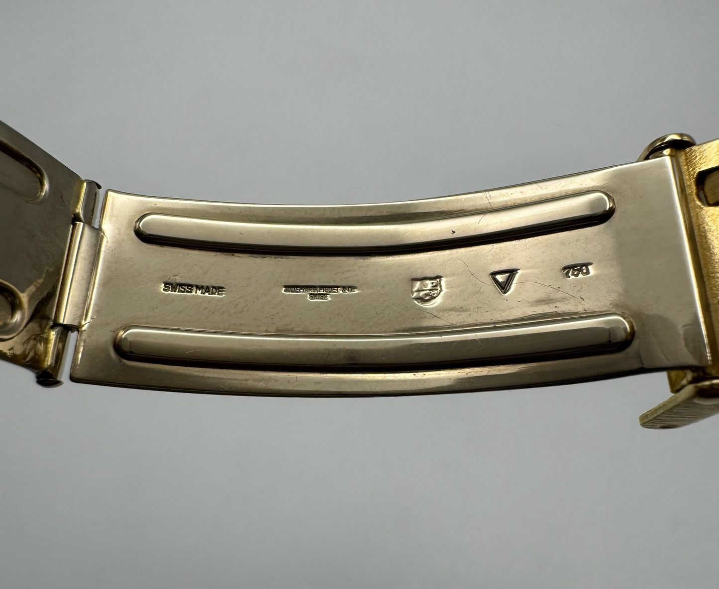 Audemars Piguet Royal Oak Full Yellow Gold 18K Champagne Dial Quartz 1984 (Papers & Service Box)