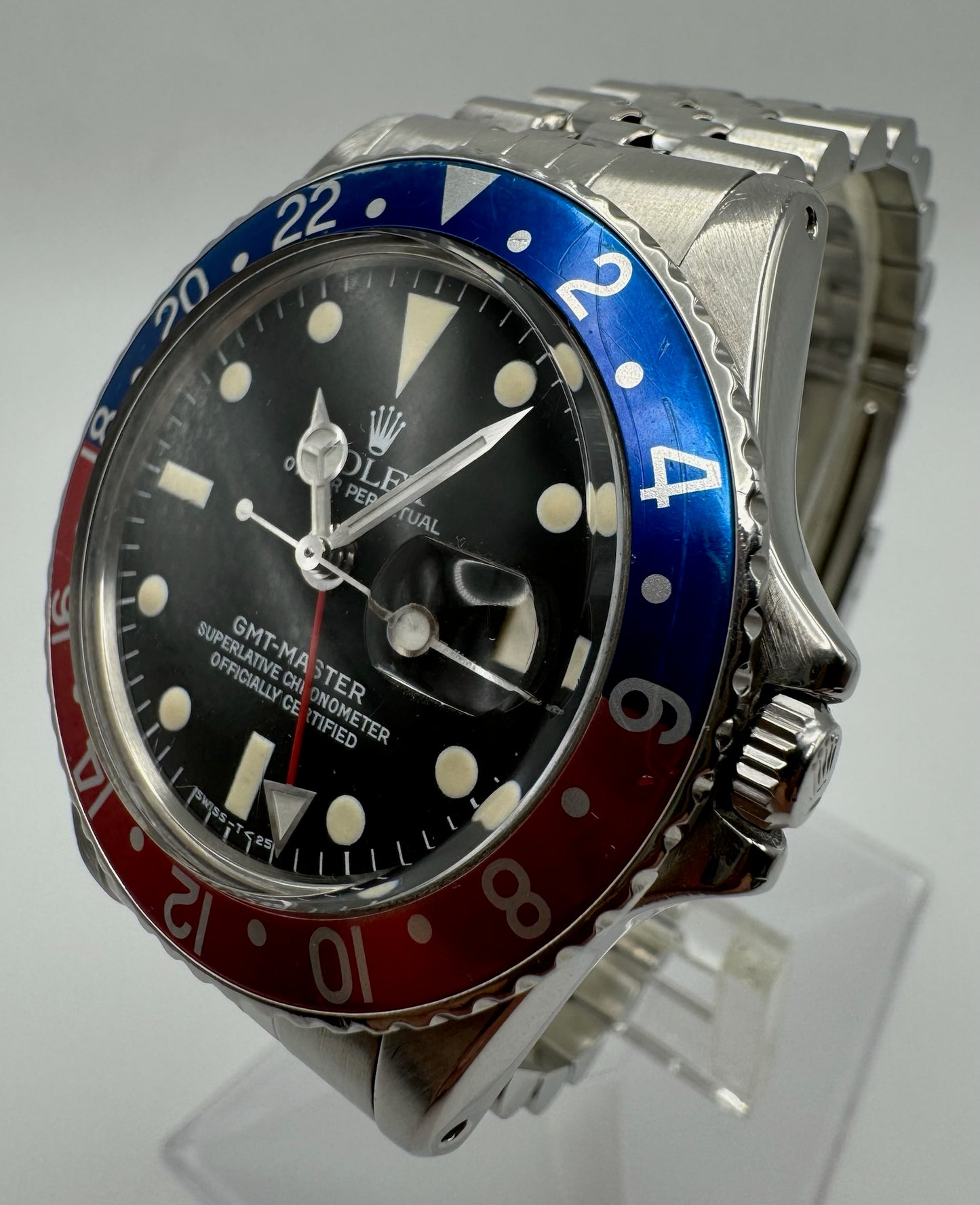 Rolex GMT-Master 1675 Pepsi with Jubilee Service Tritium Dial 1968