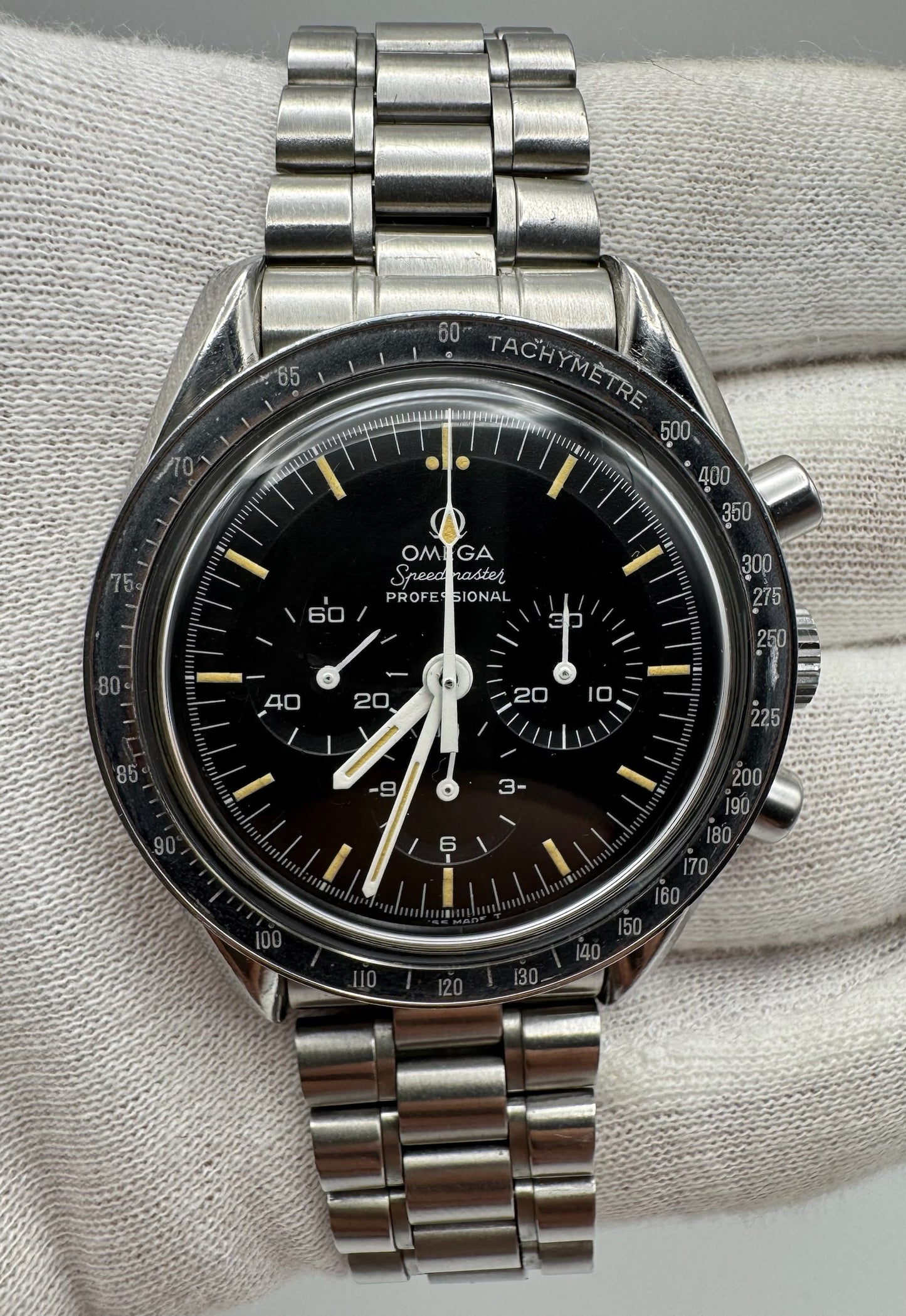 Omega Speedmaster Professional Moonwatch Full Steel Yellow Patina Step Dial Ghost Bezel (Serviced)