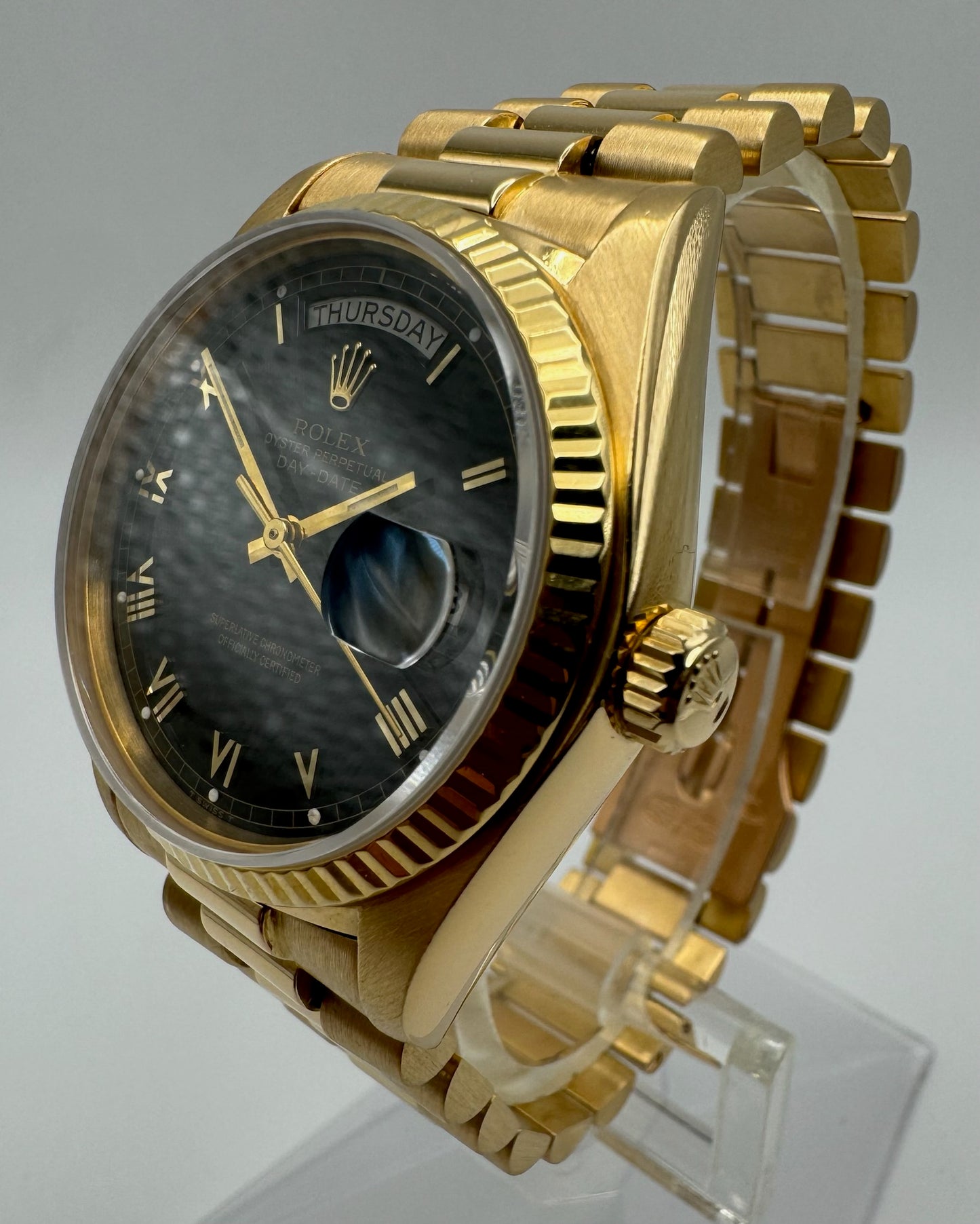 Rolex Day-Date 18K Full Gold OEM Black Roman Dial 1979