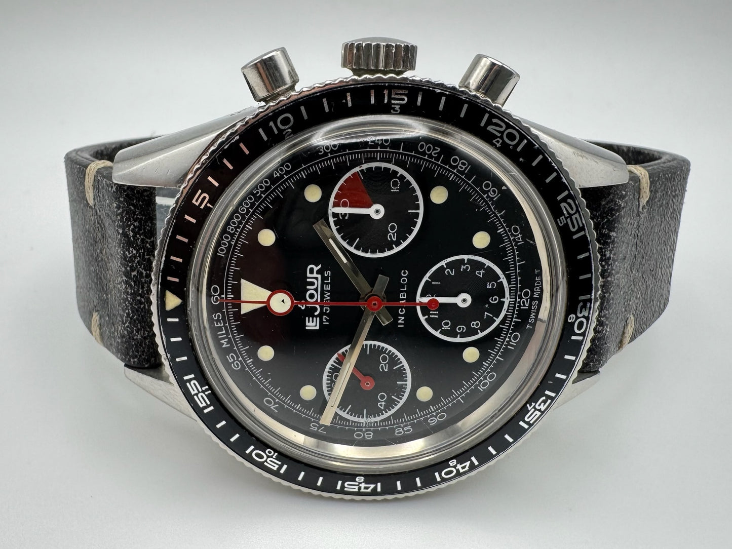 Le Jour Chronograph Vintage Steel 39 Glossy Tritium Dial 1970s